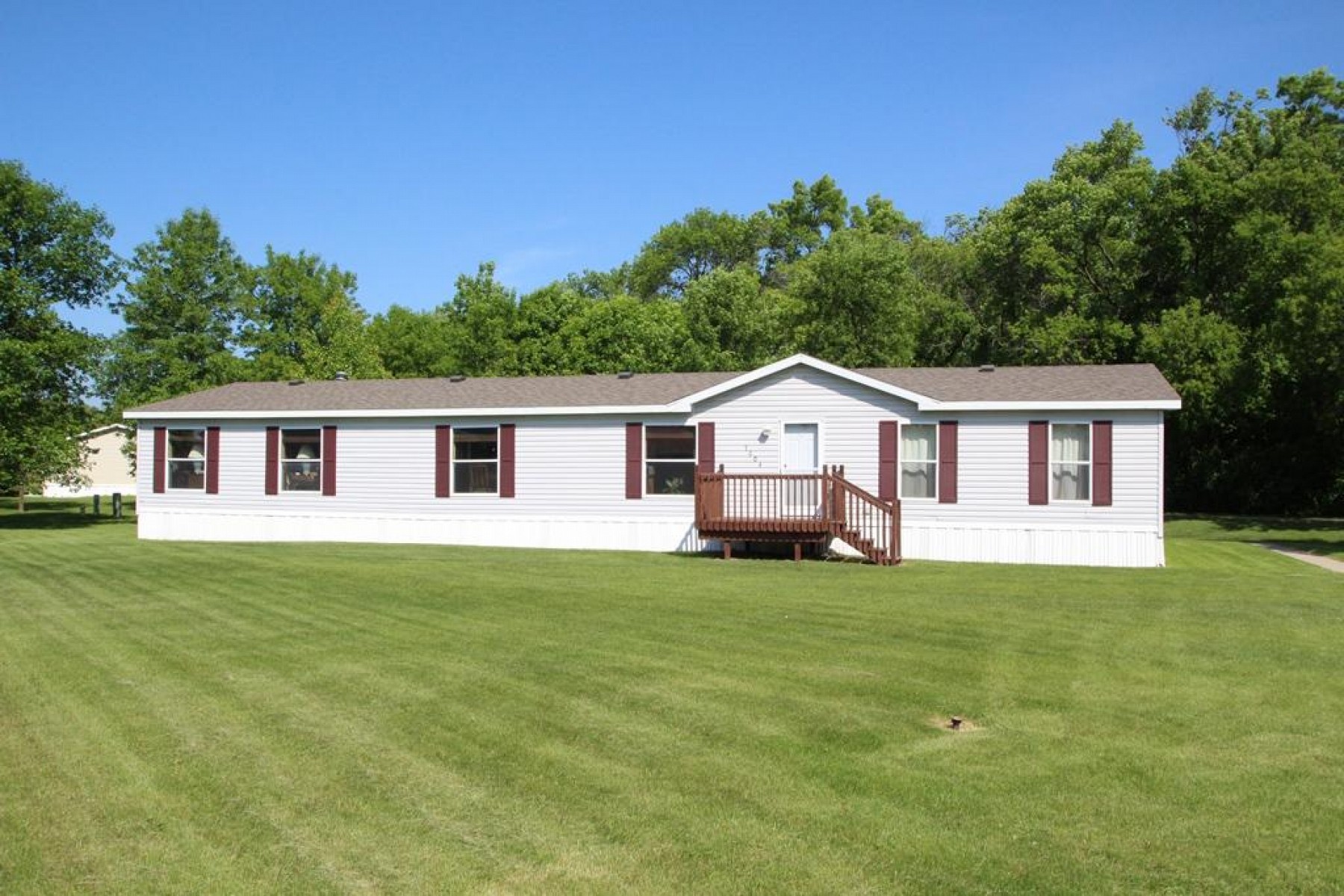 901 15th St. S., Brookings, SD 57006