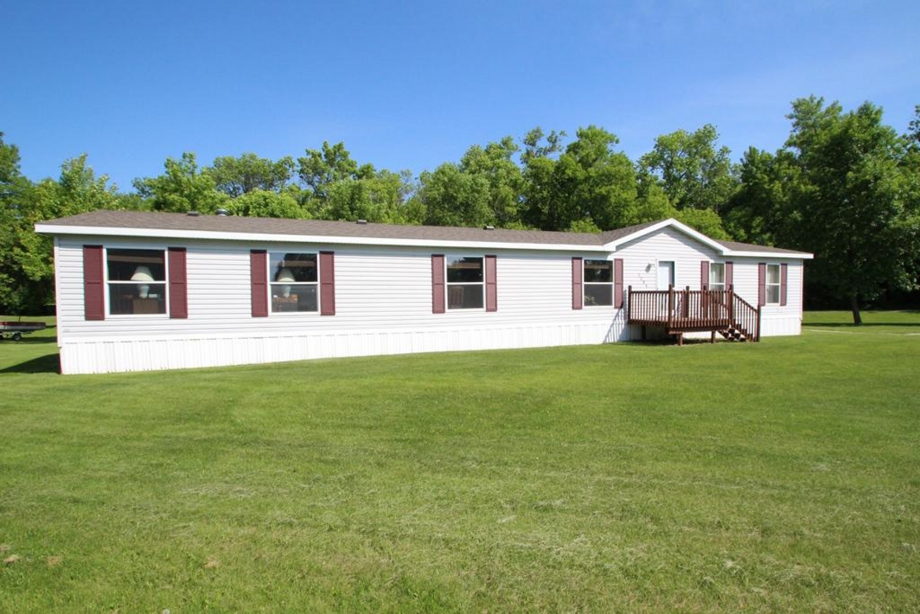 901 15th St. S., Brookings, SD 57006