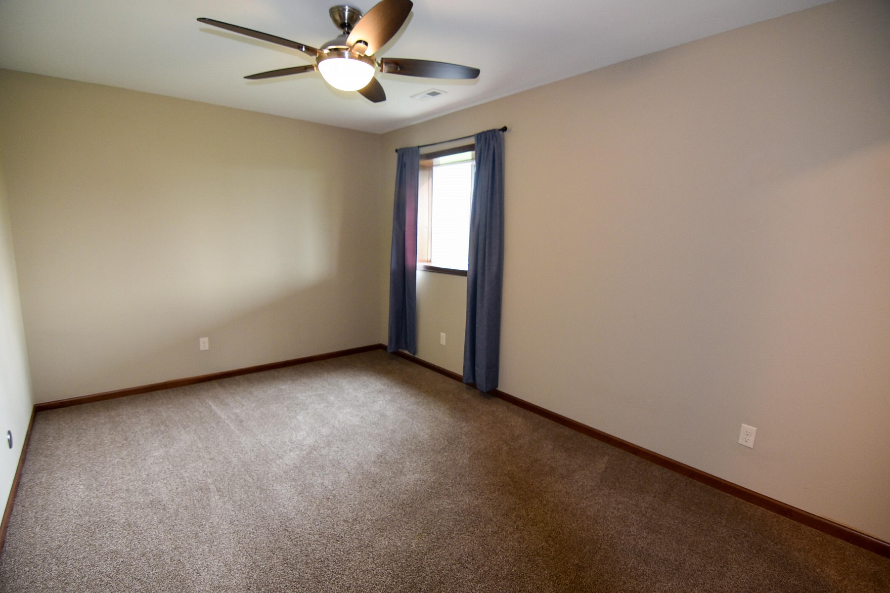 2505 Larkspur Ridge Drive, Brookings, SD 57006