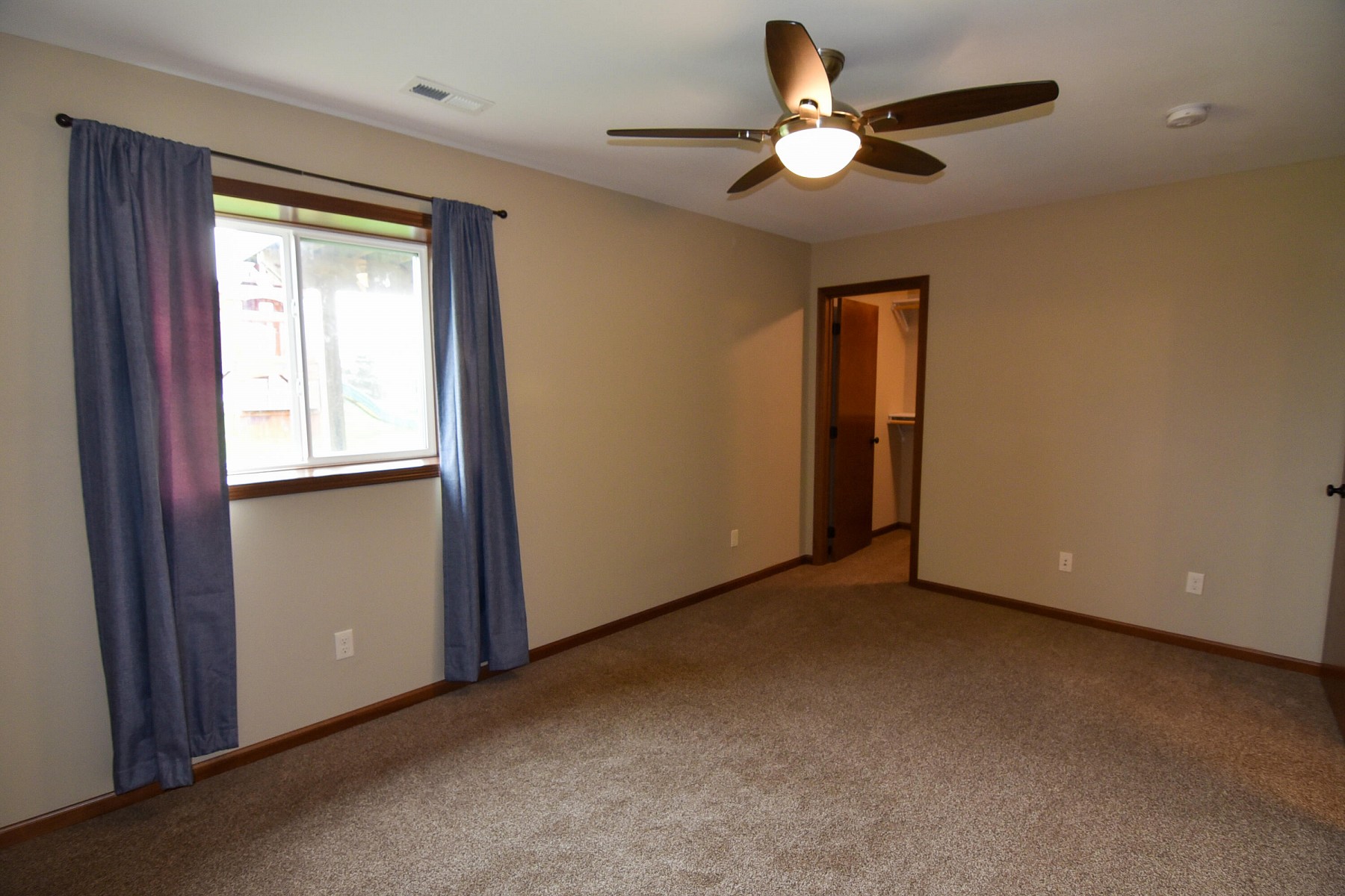 2505 Larkspur Ridge Drive, Brookings, SD 57006