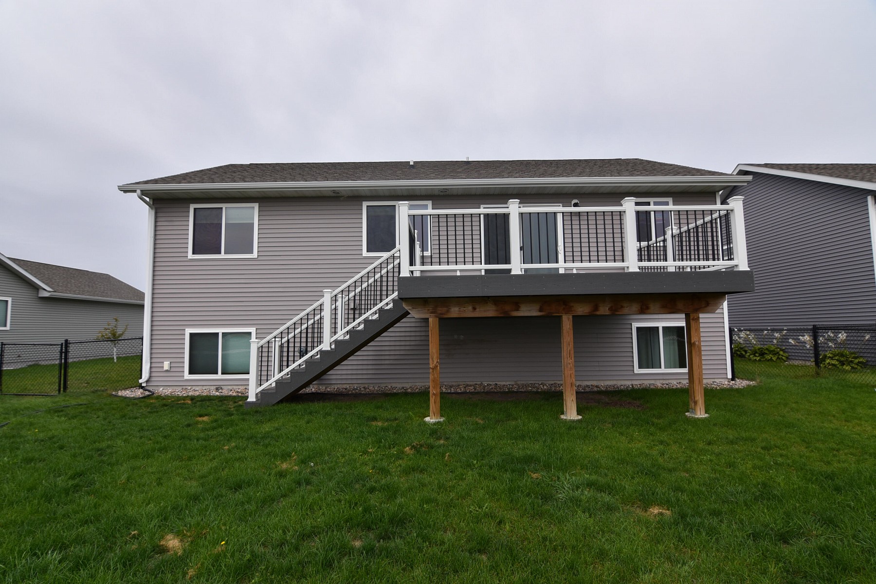 2505 Larkspur Ridge Drive, Brookings, SD 57006