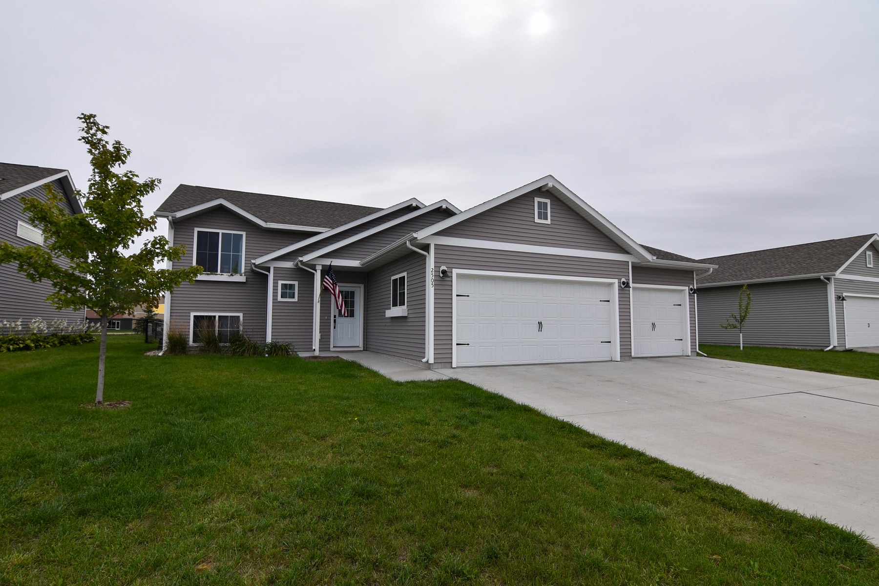 2505 Larkspur Ridge Drive, Brookings, SD 57006