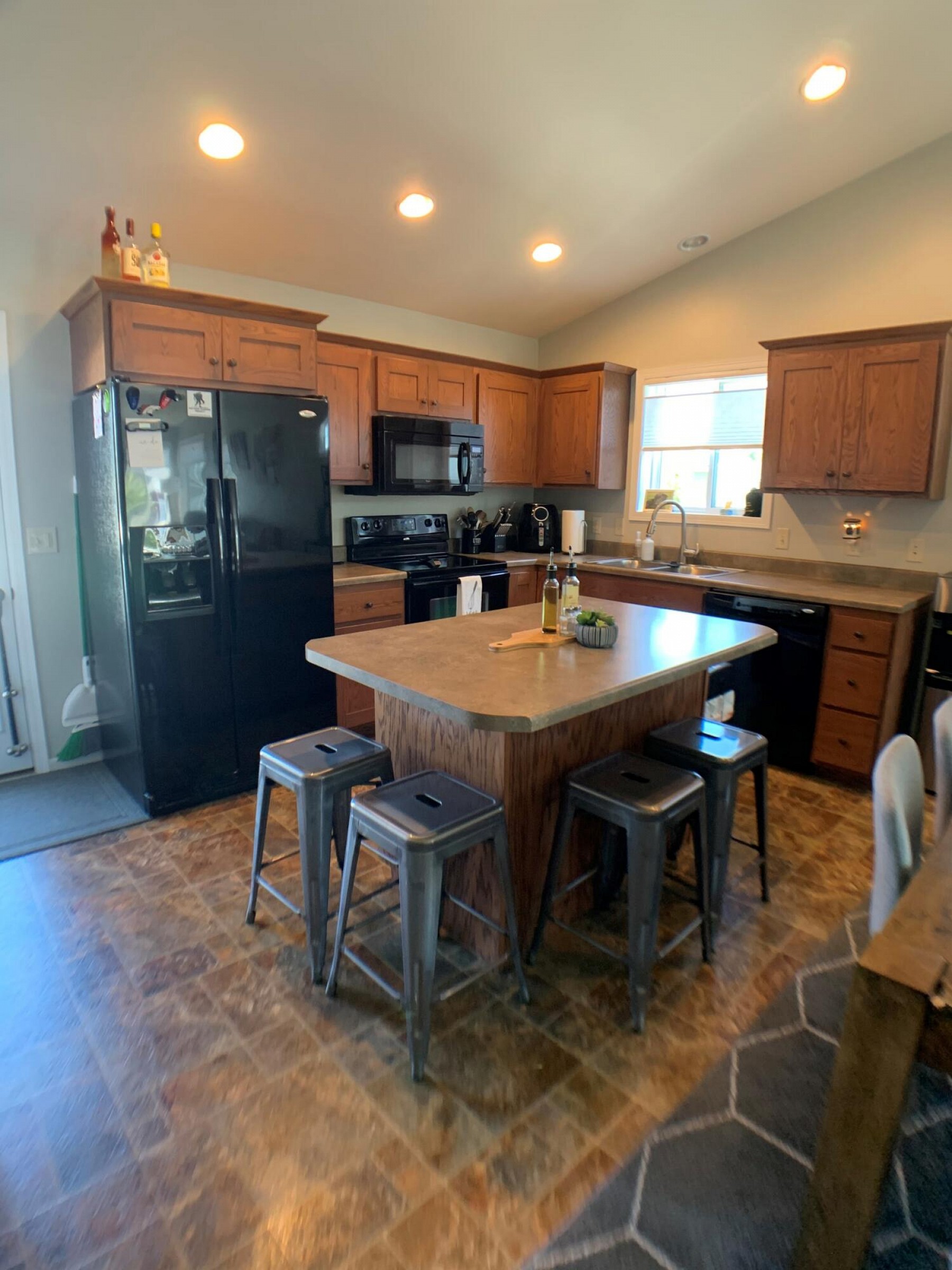 716 Sun Valley Street, Brookings, SD 57006