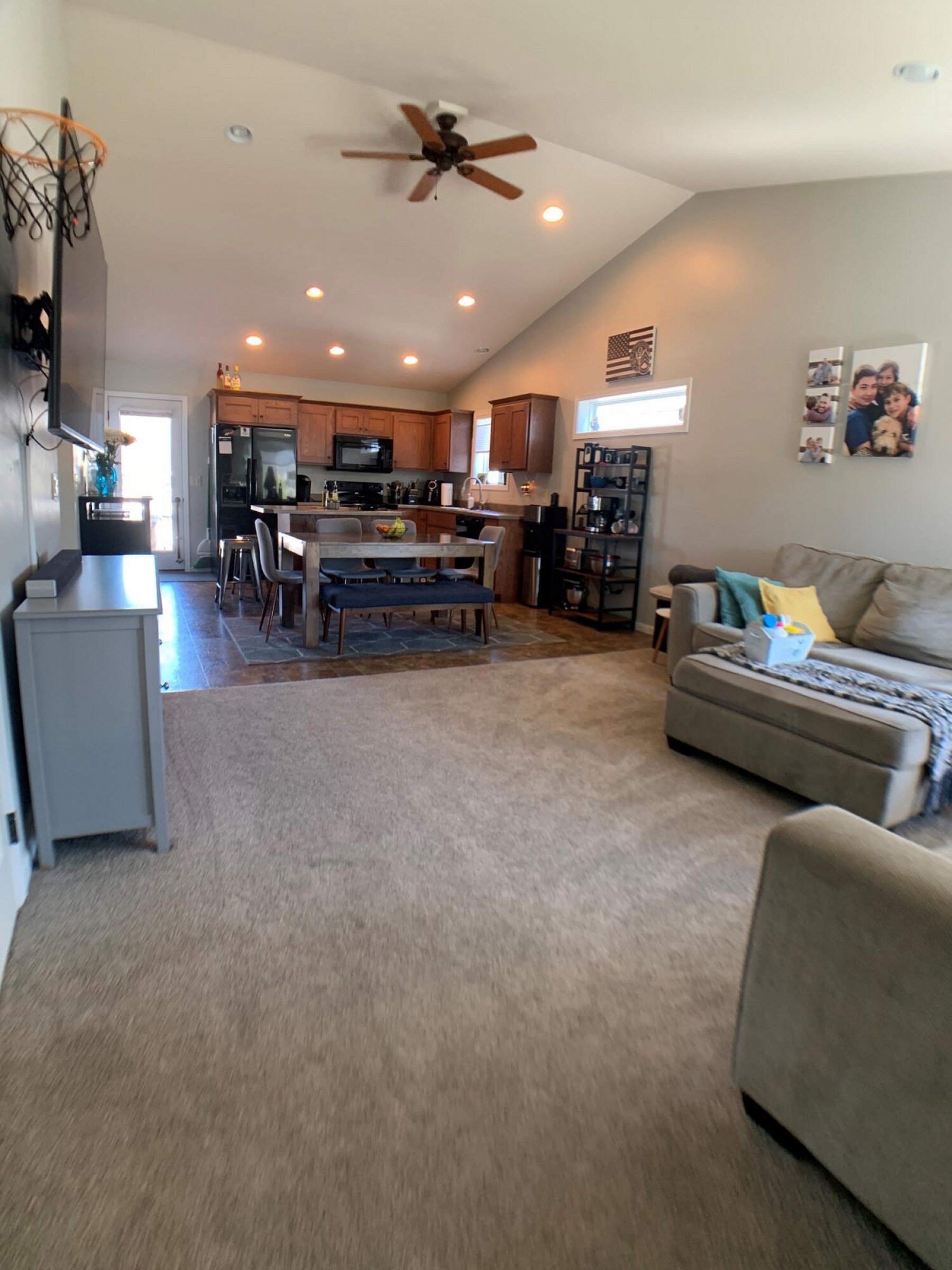 716 Sun Valley Street, Brookings, SD 57006