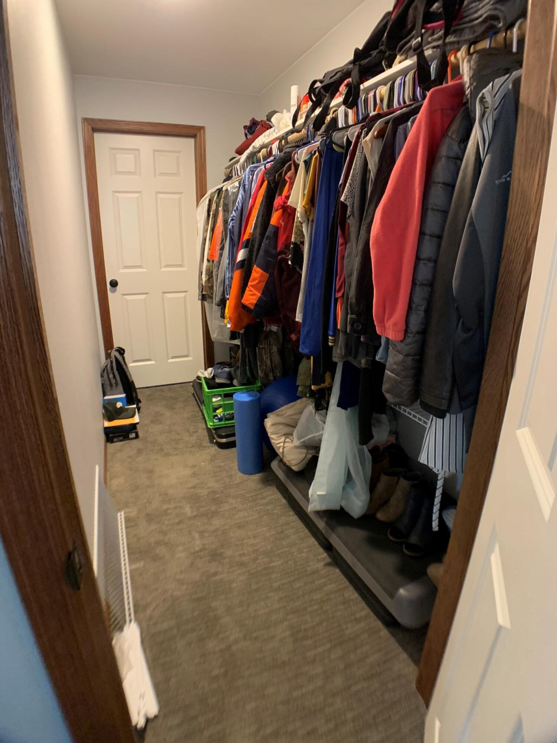 716 Sun Valley Street, Brookings, SD 57006