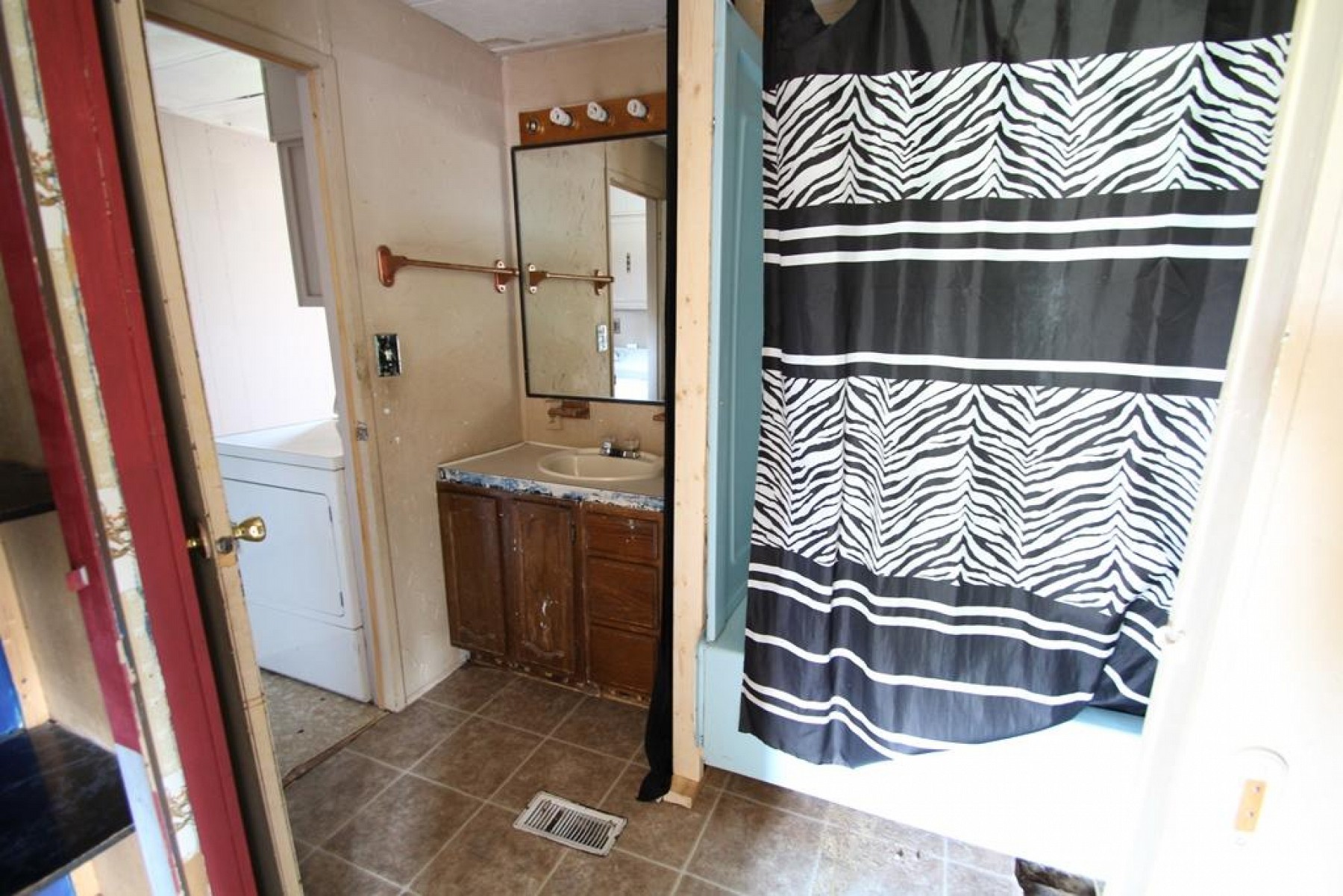 701 13th St W, Brookings, SD 57006