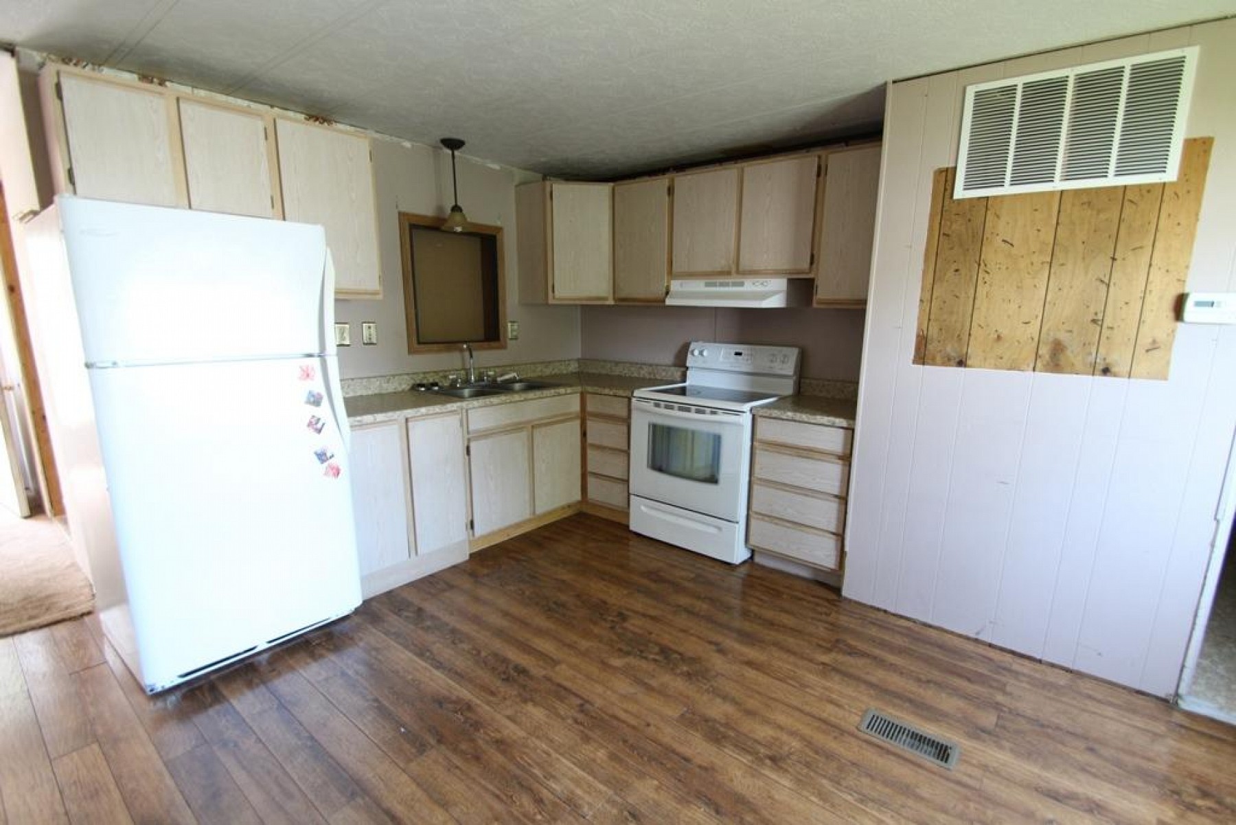 701 13th St W, Brookings, SD 57006