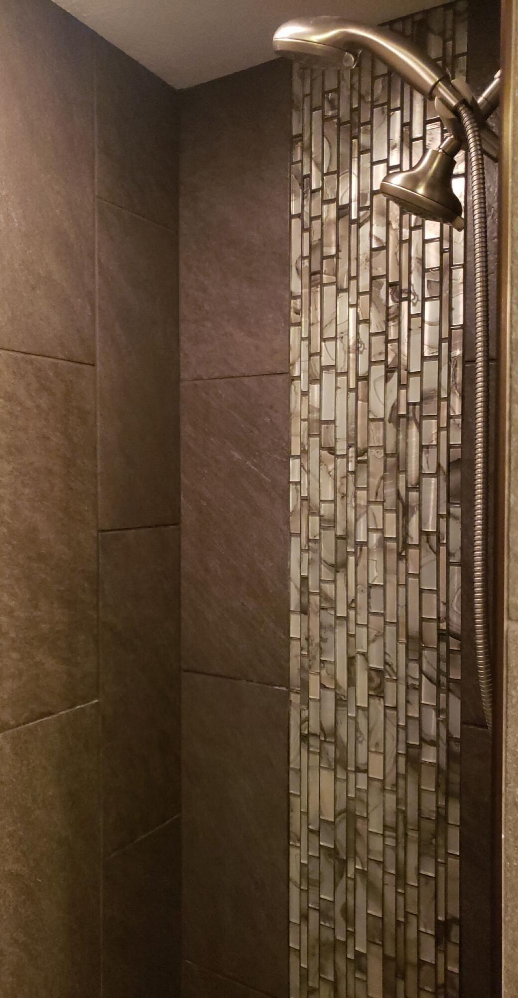 201 Blue Bell Drive, Brookings, SD 57006