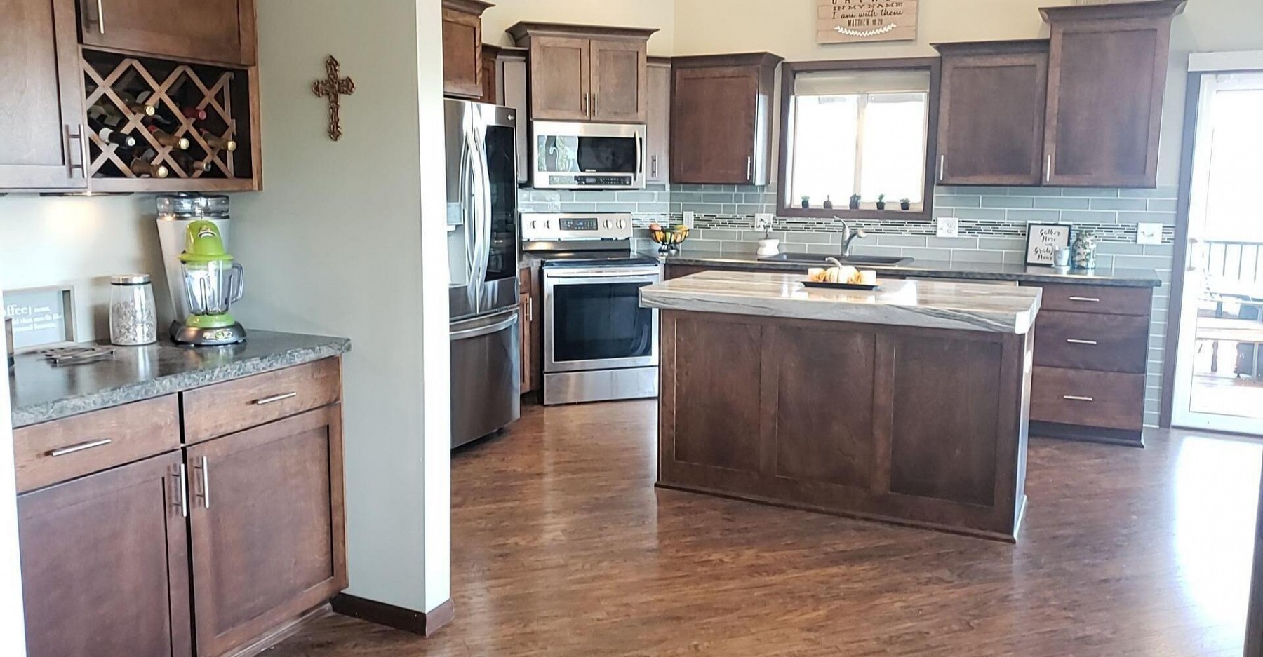 201 Blue Bell Drive, Brookings, SD 57006