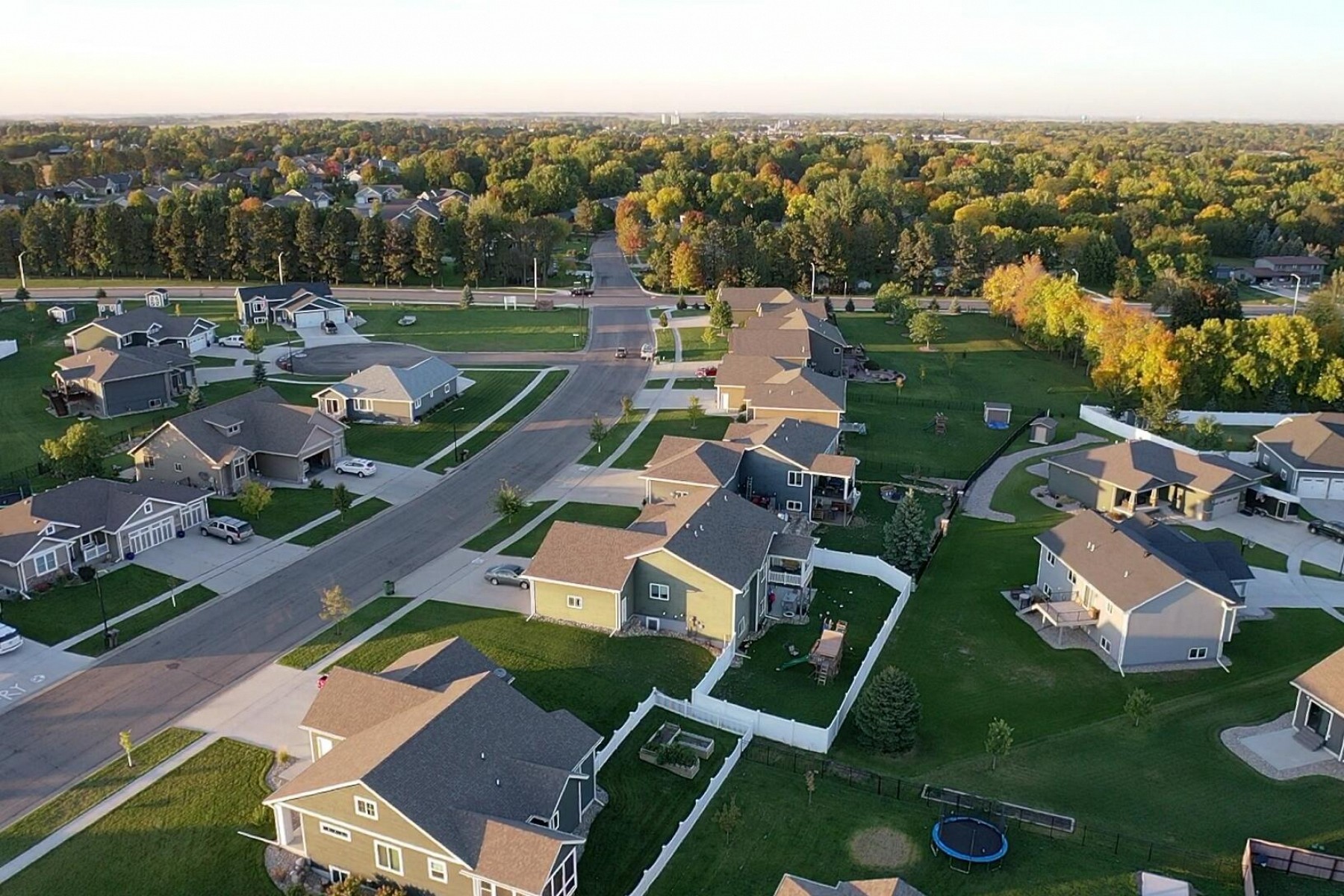 201 Blue Bell Drive, Brookings, SD 57006