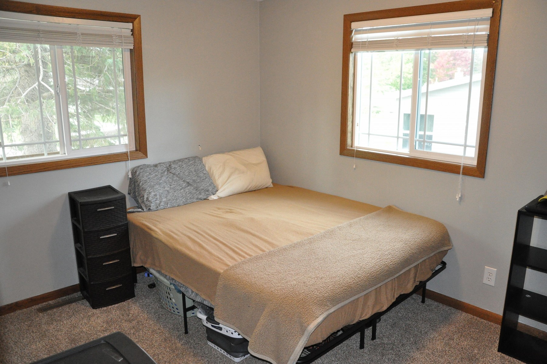 127 Jefferson Avenue S, Brookings, SD 57006