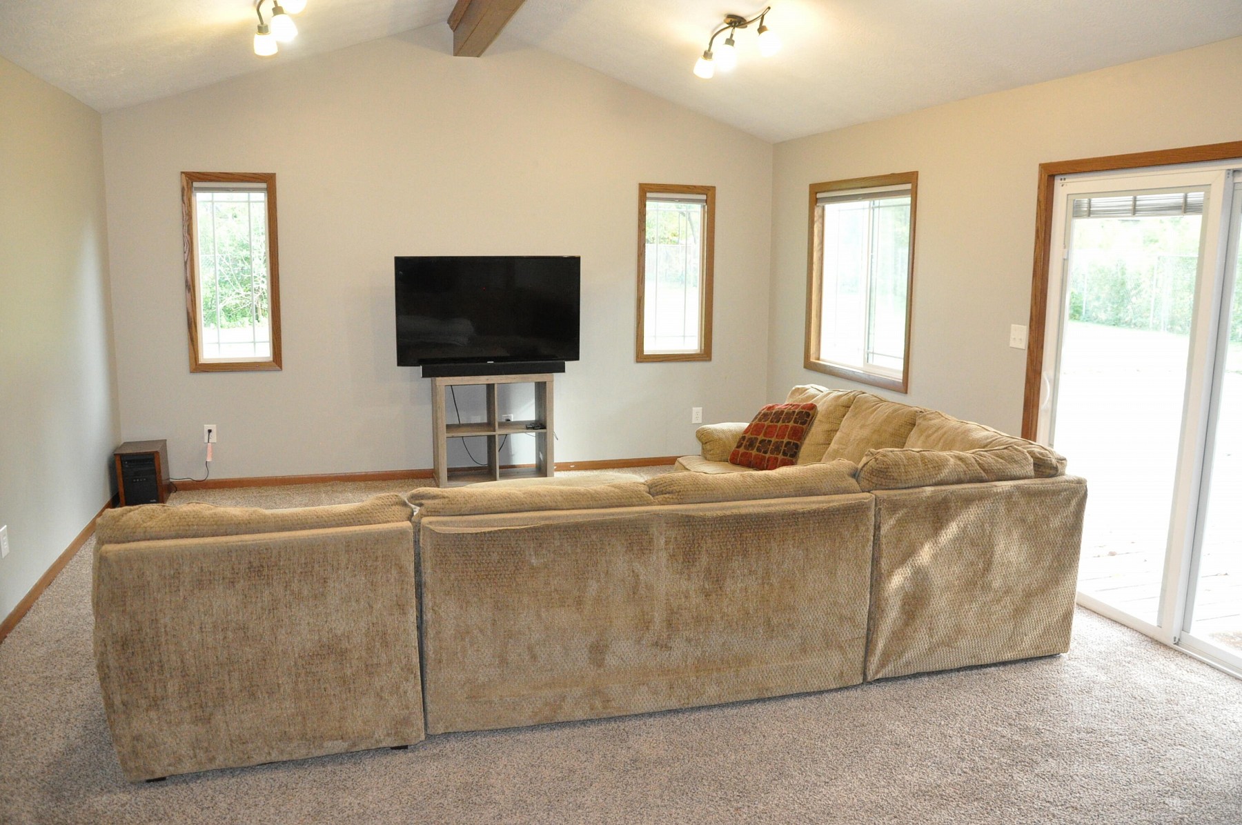 127 Jefferson Avenue S, Brookings, SD 57006