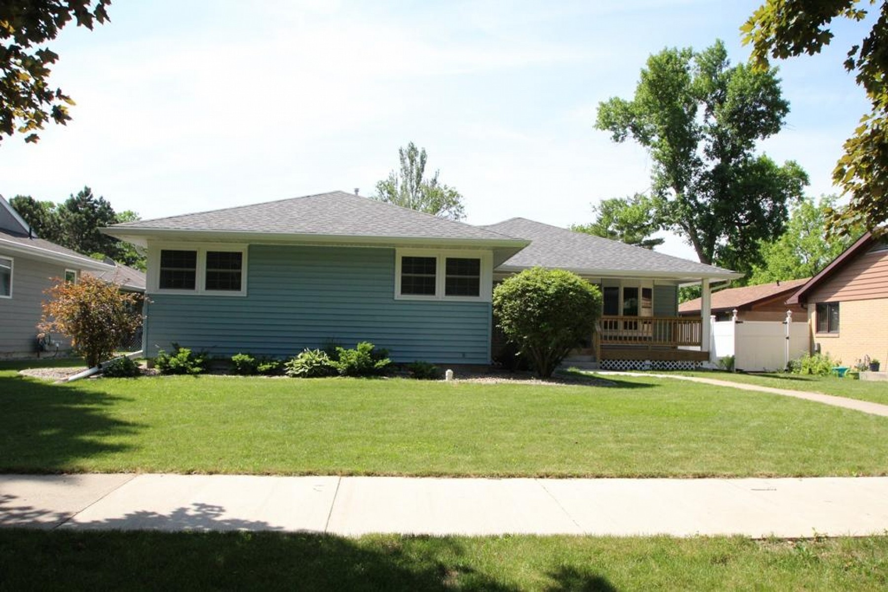 1438 2nd Street, Brookings, SD 57006