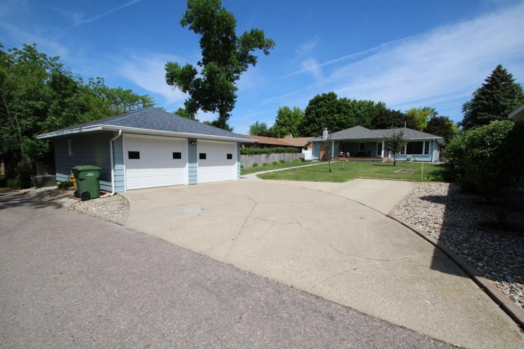 1438 2nd Street, Brookings, SD 57006