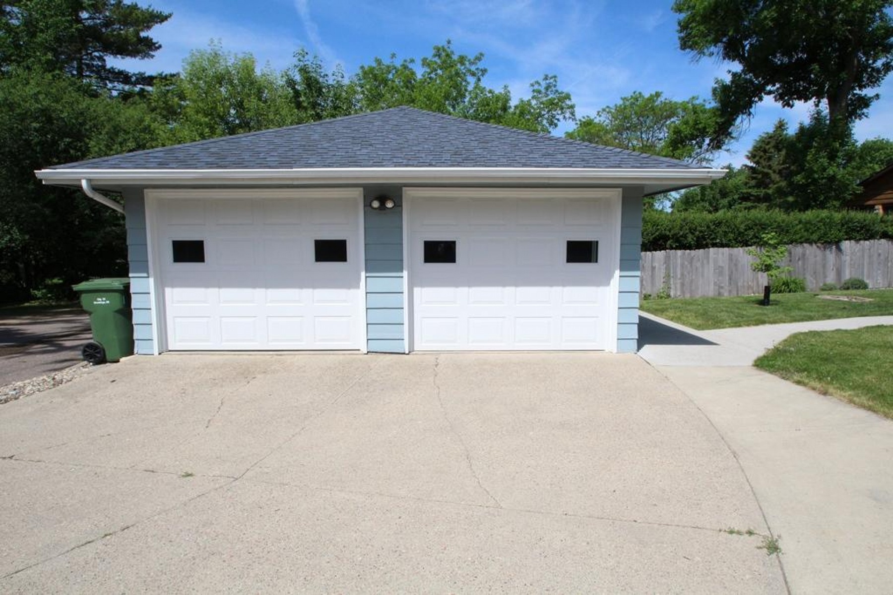 1438 2nd Street, Brookings, SD 57006