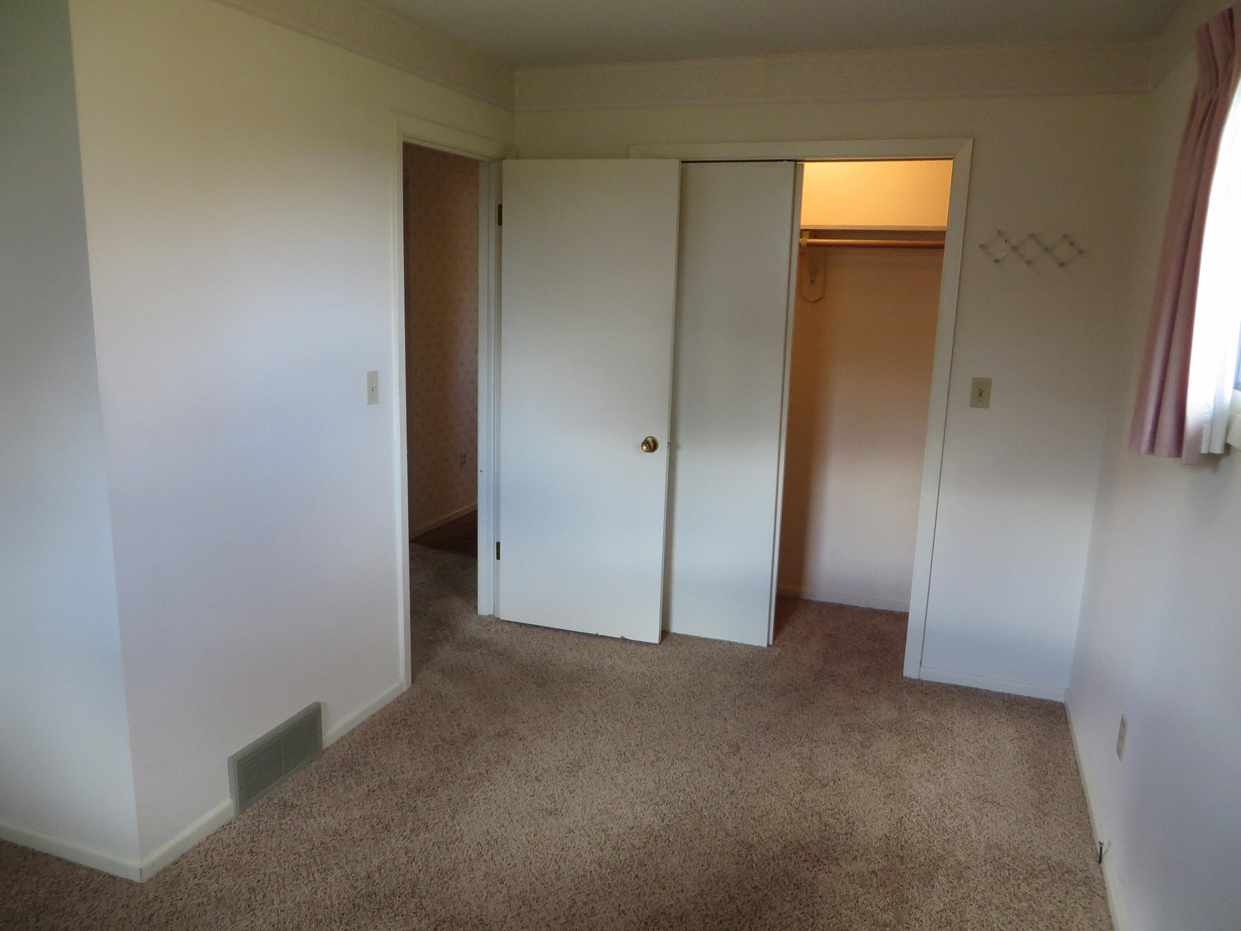 506 Antelope Street, Elkton, SD 57026