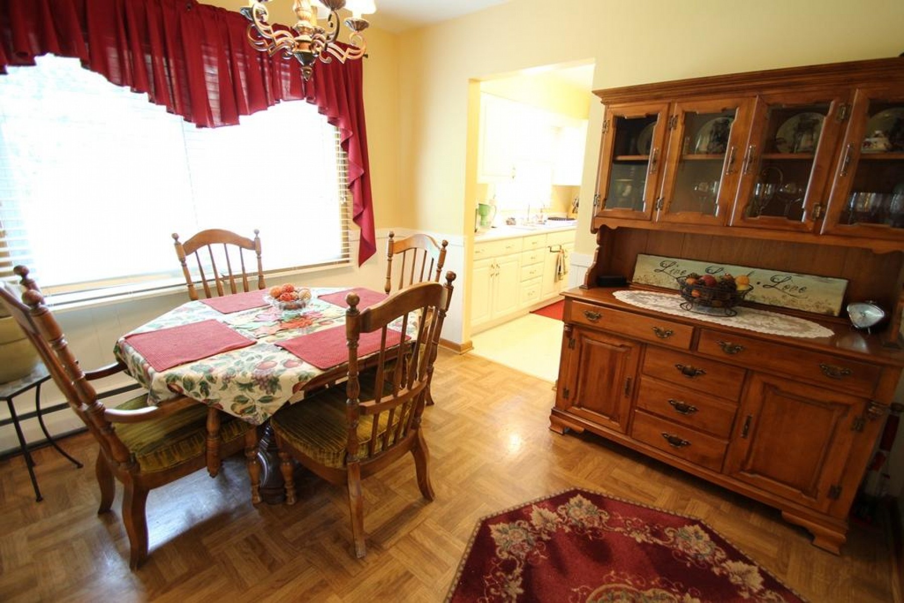 427 Dakota Avenue, Brookings, SD 57006