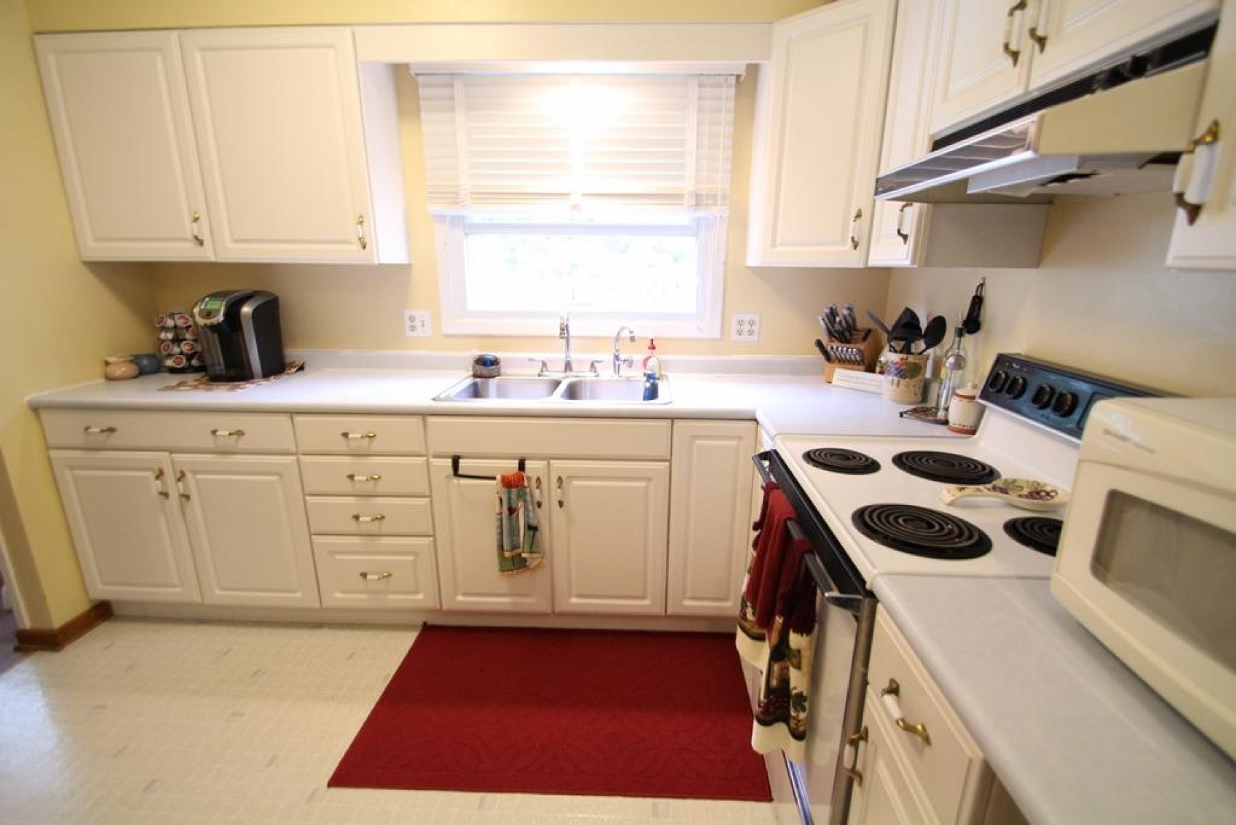 427 Dakota Avenue, Brookings, SD 57006