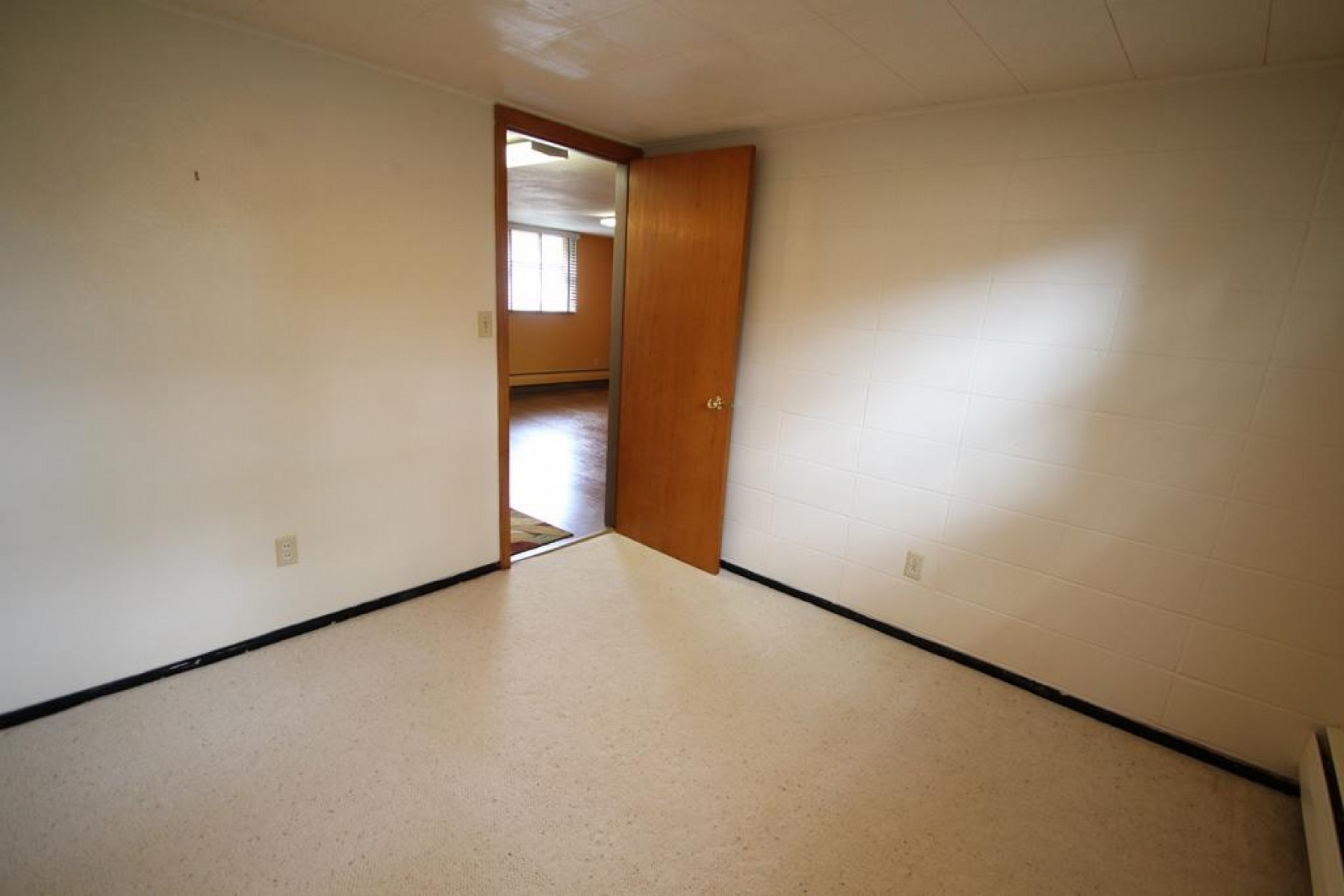 427 Dakota Avenue, Brookings, SD 57006