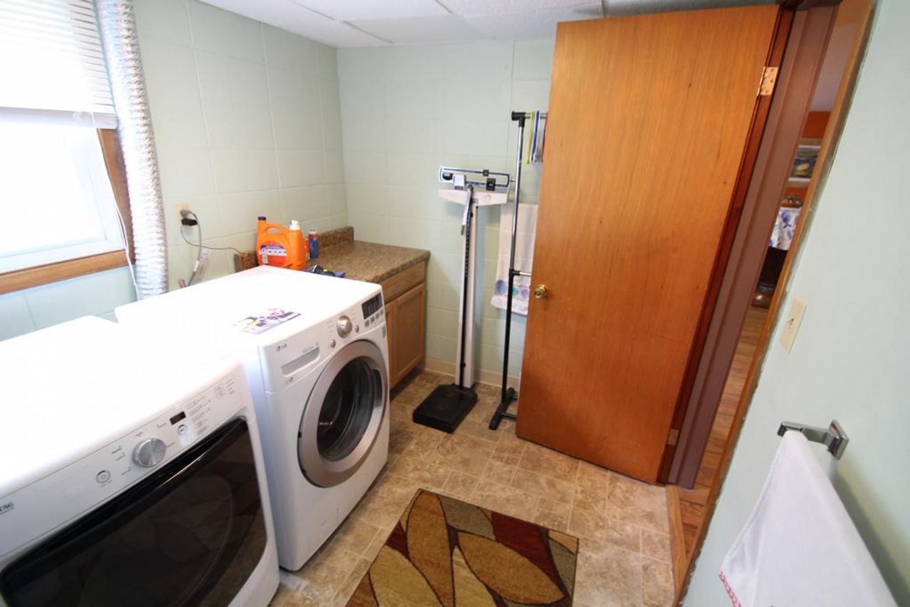 427 Dakota Avenue, Brookings, SD 57006