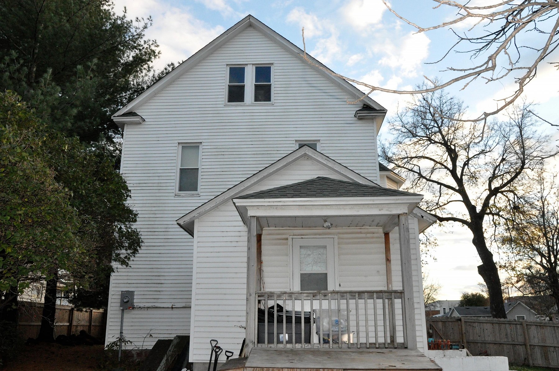 110 E 1st Avenue, Flandreau, SD 57028