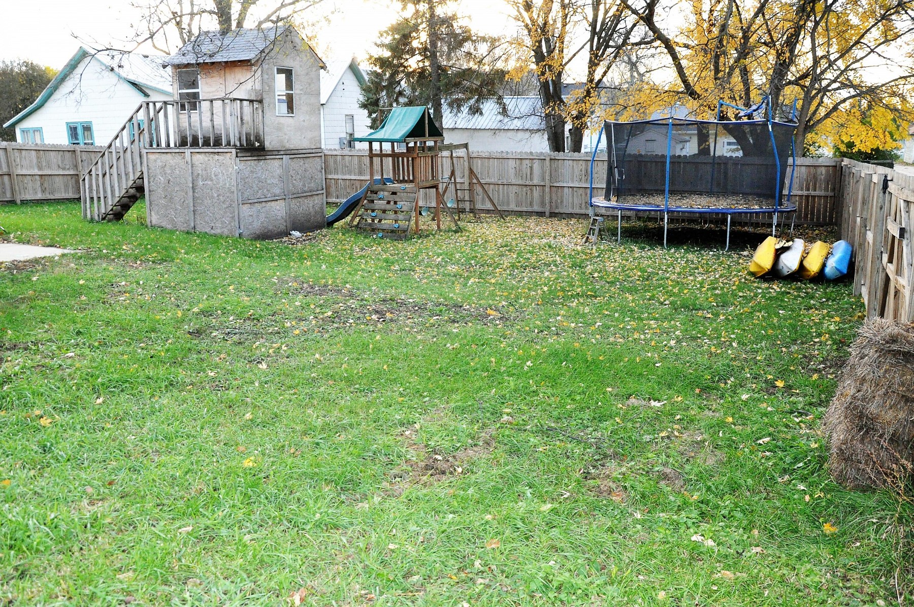 110 E 1st Avenue, Flandreau, SD 57028