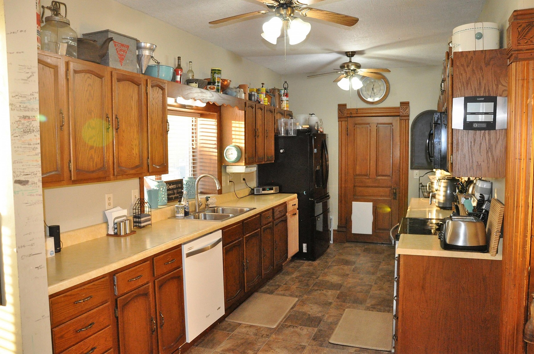 110 E 1st Avenue, Flandreau, SD 57028