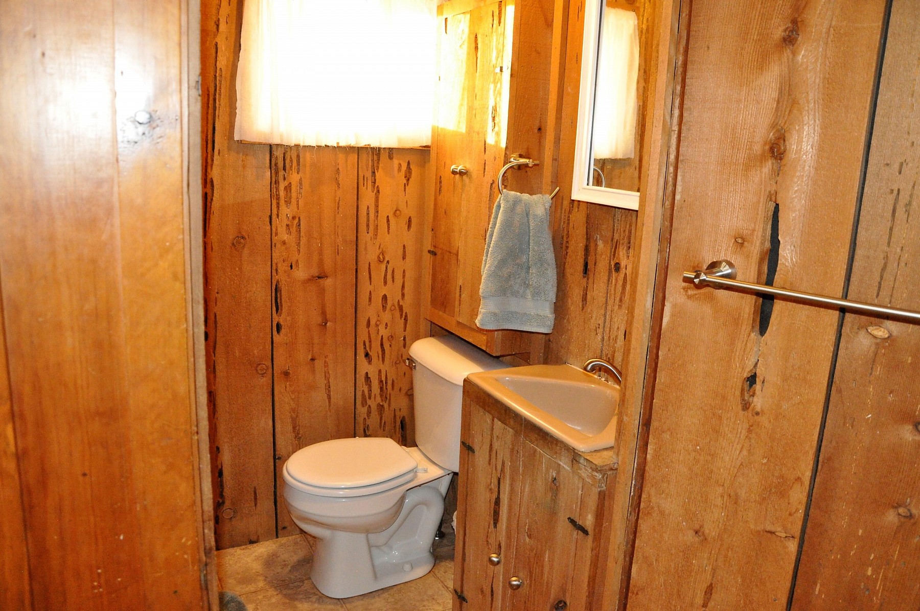 110 E 1st Avenue, Flandreau, SD 57028