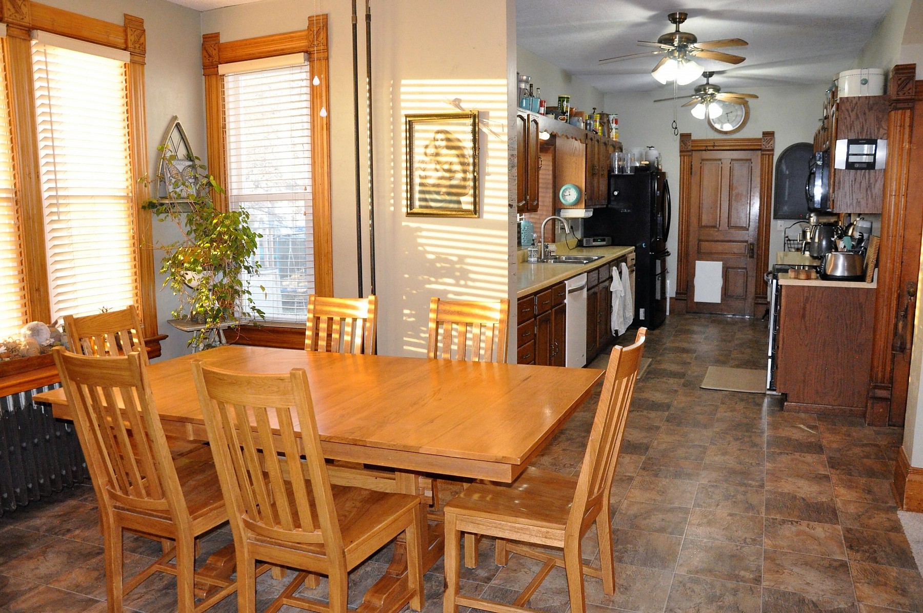 110 E 1st Avenue, Flandreau, SD 57028