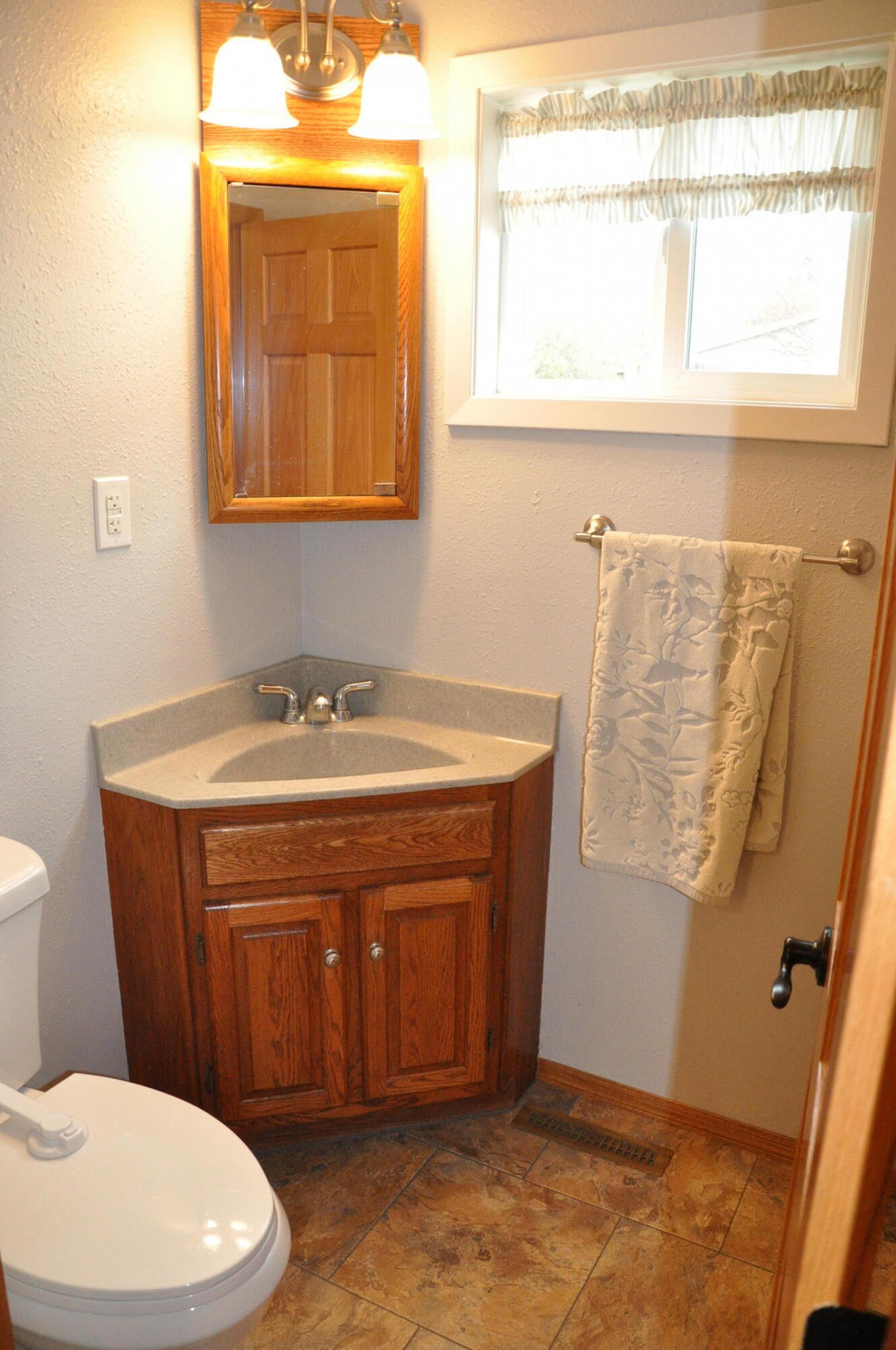 2105 Derdall Drive, Brookings, SD 57006