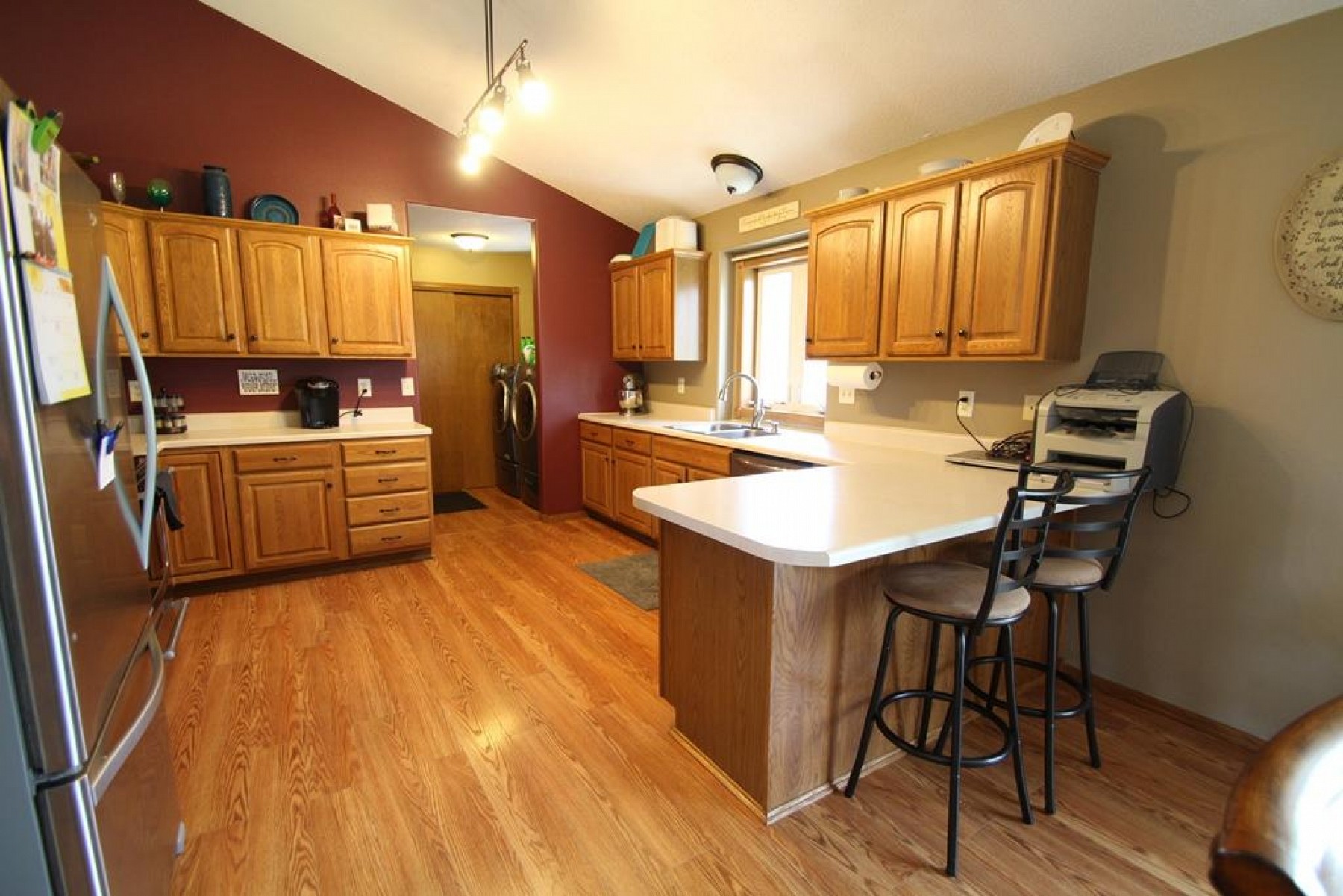 250 Heather Lane W, Brookings, SD 57006