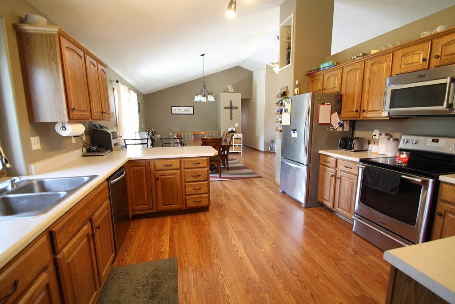 250 Heather Lane W, Brookings, SD 57006