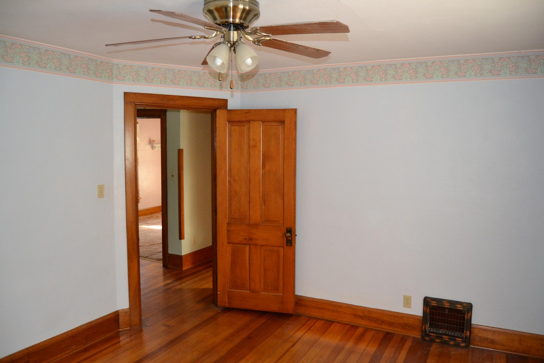 324 4th Street, Volga, SD 57071