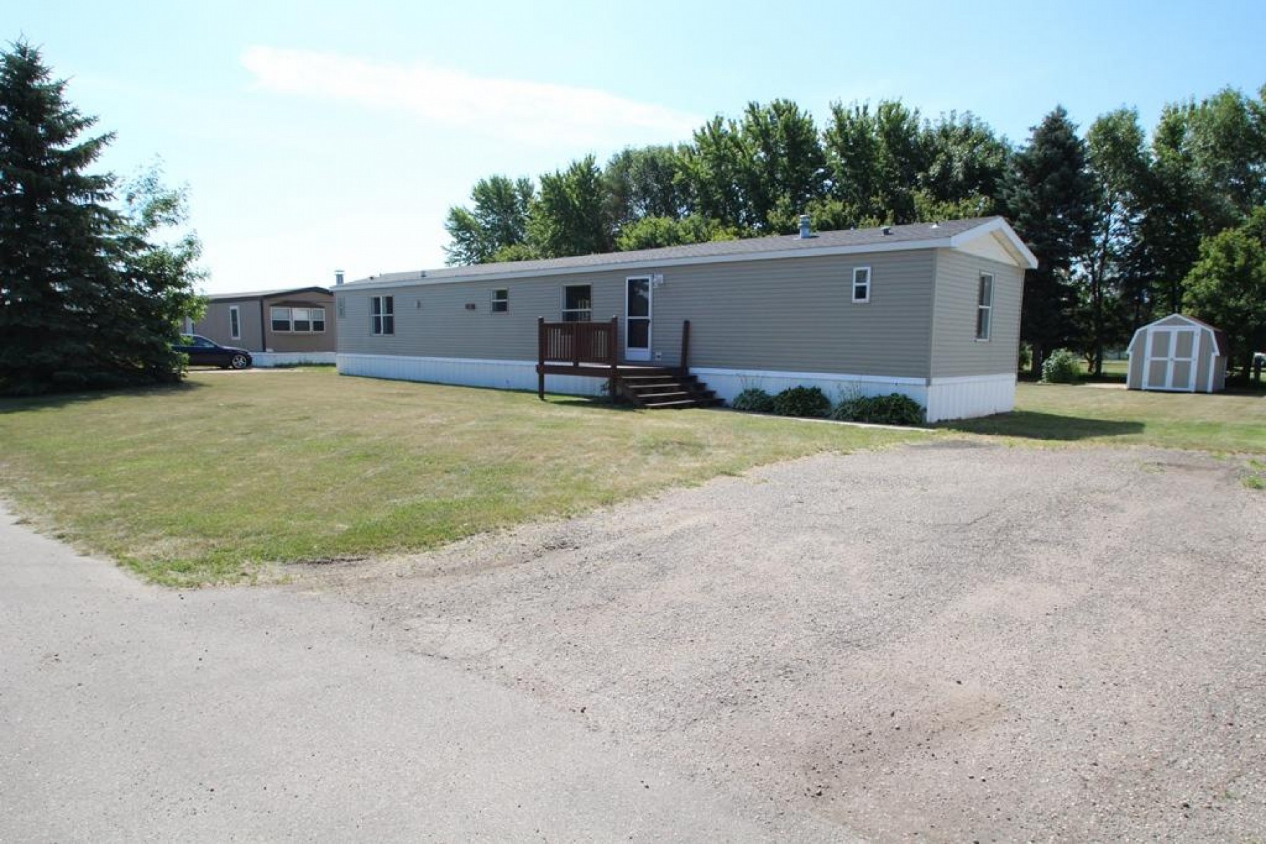 520 E, Brookings, SD 57006