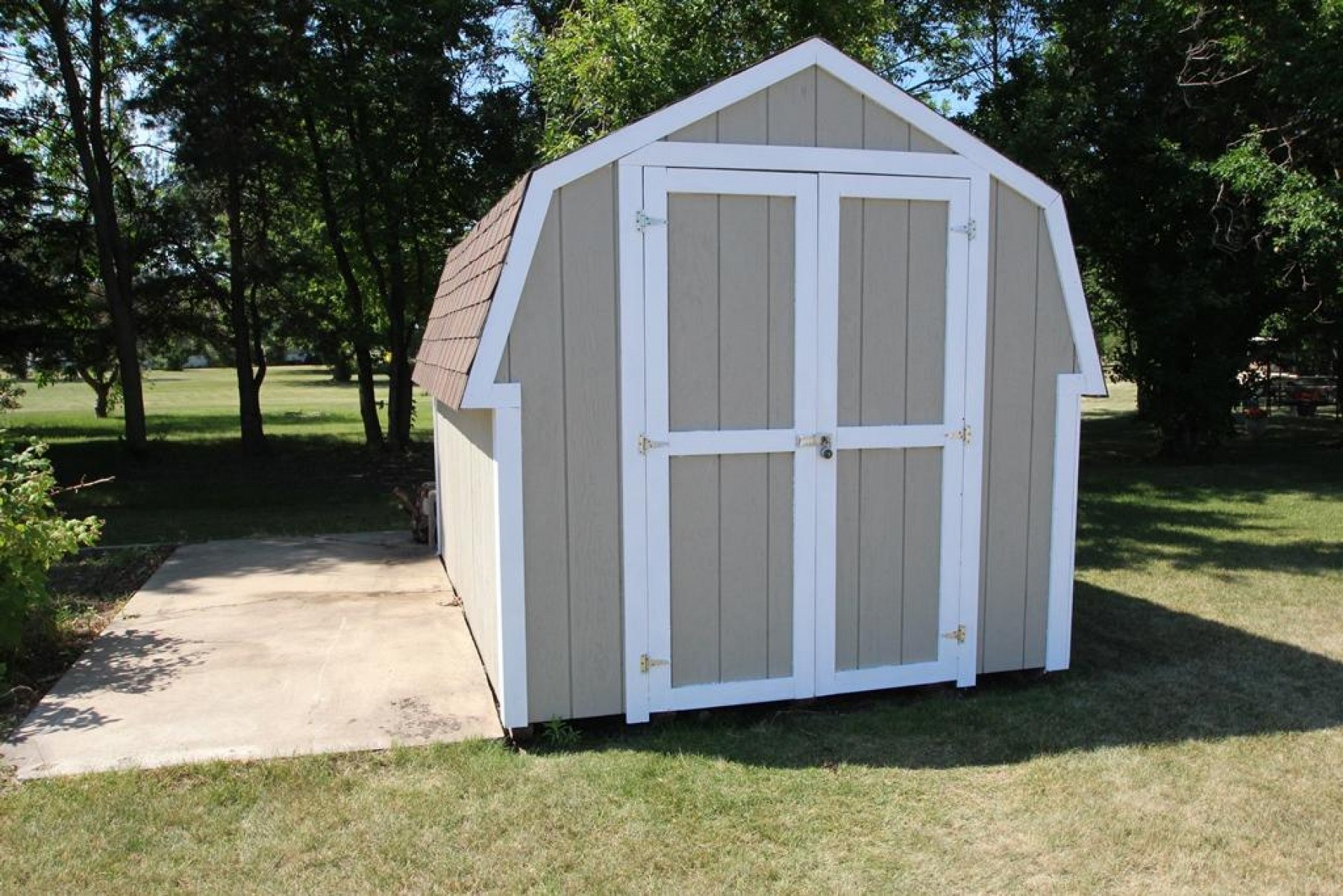 520 E, Brookings, SD 57006