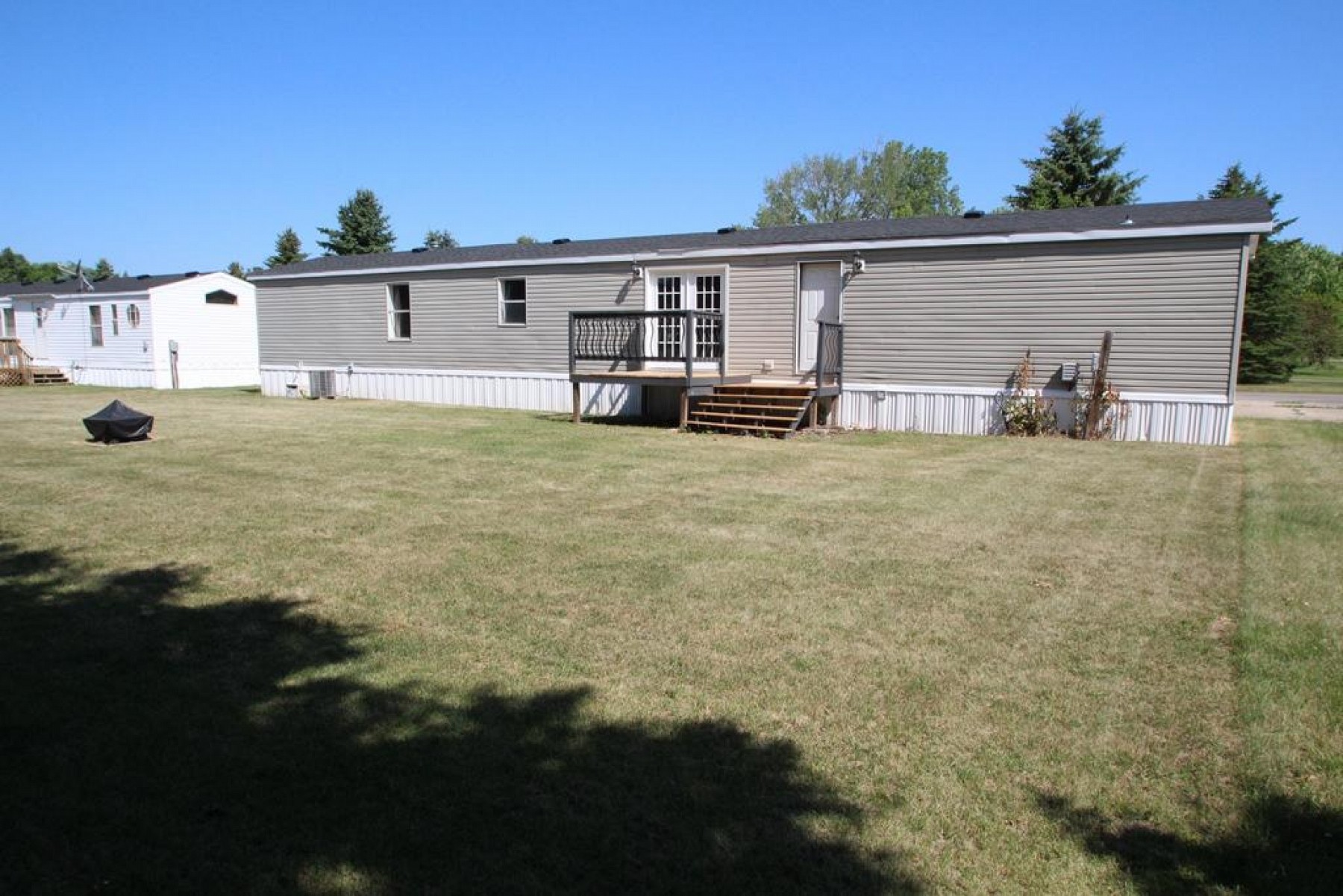 520 E, Brookings, SD 57006
