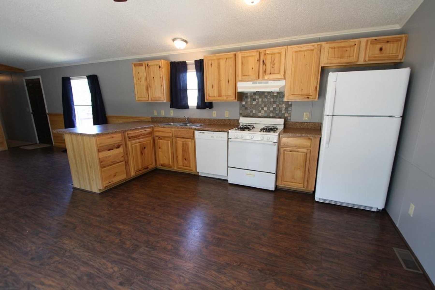 520 E, Brookings, SD 57006