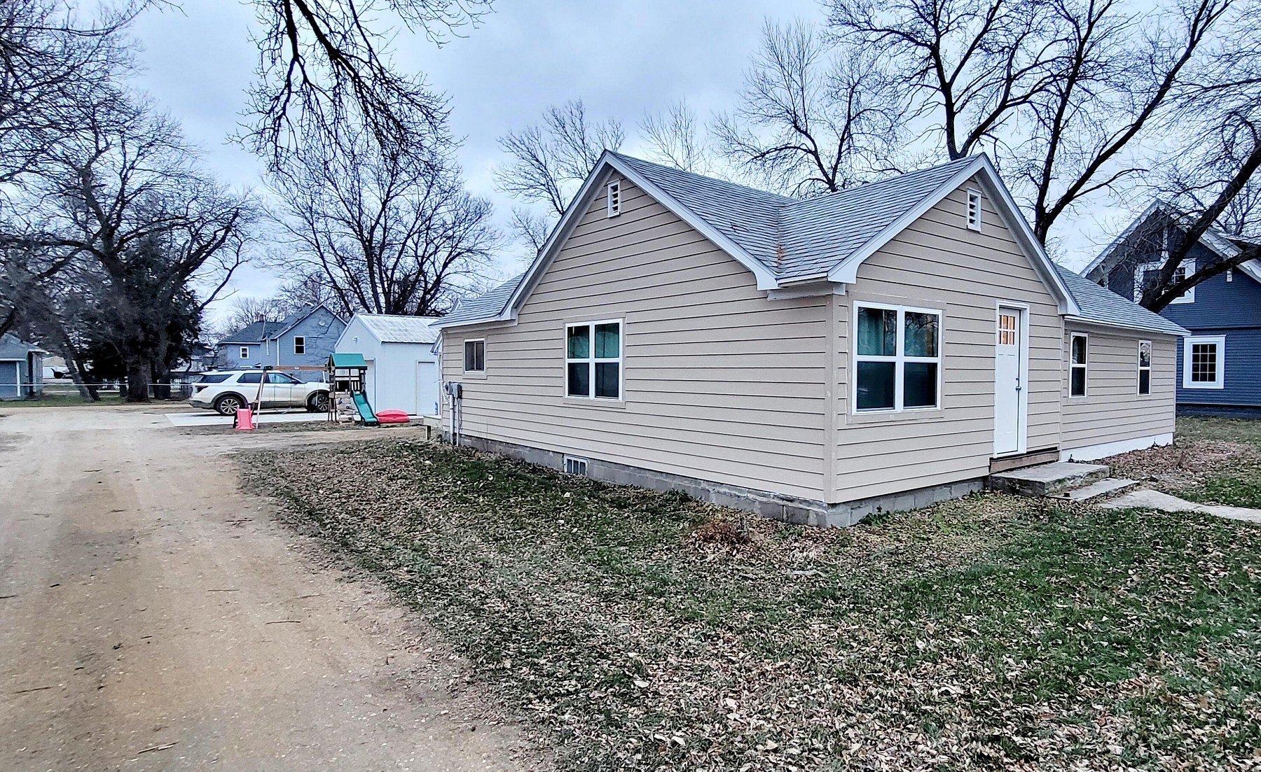 105 Main Street, White, SD 57026