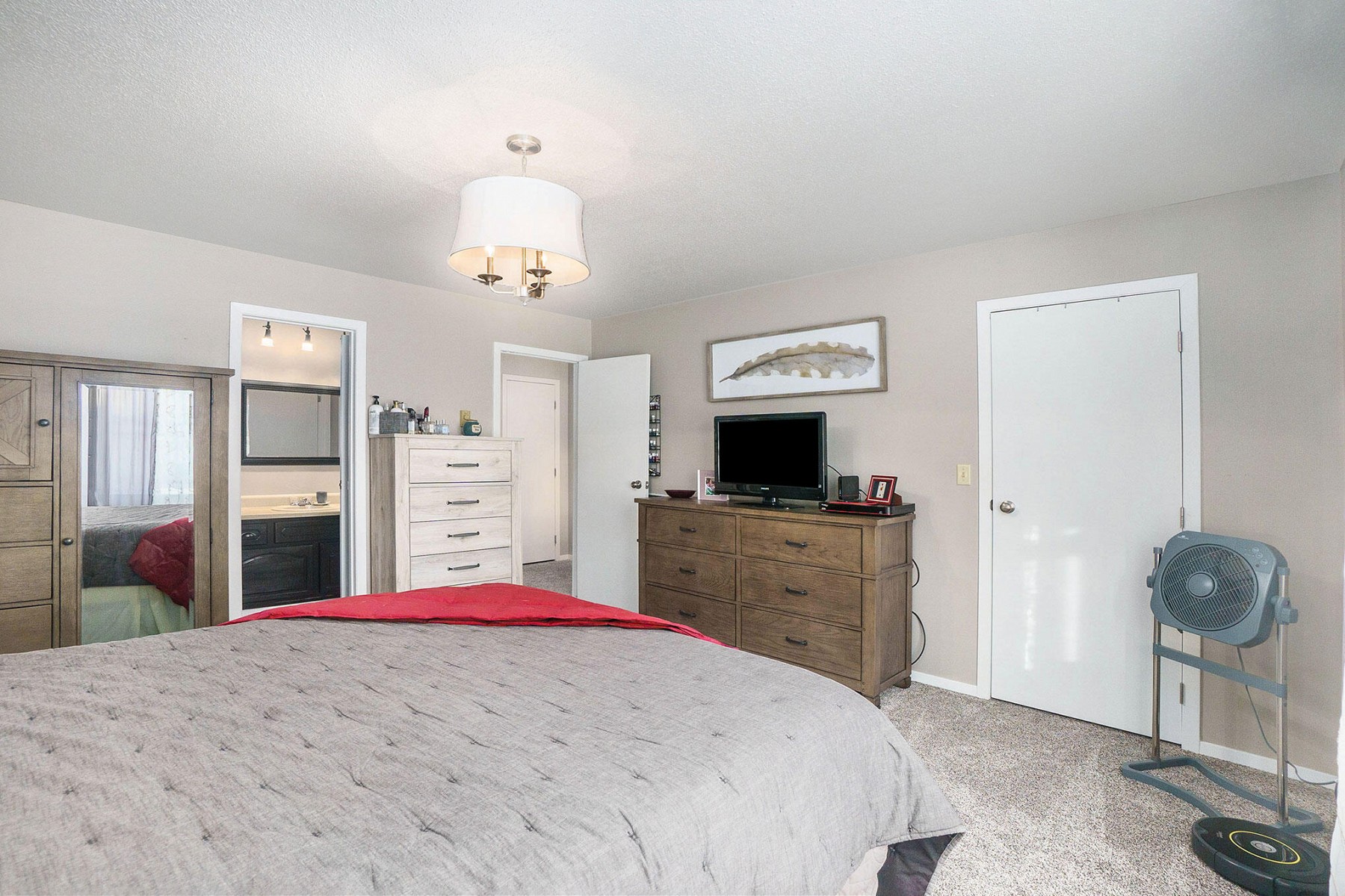 1409 8th Street S, Brookings, SD 57006