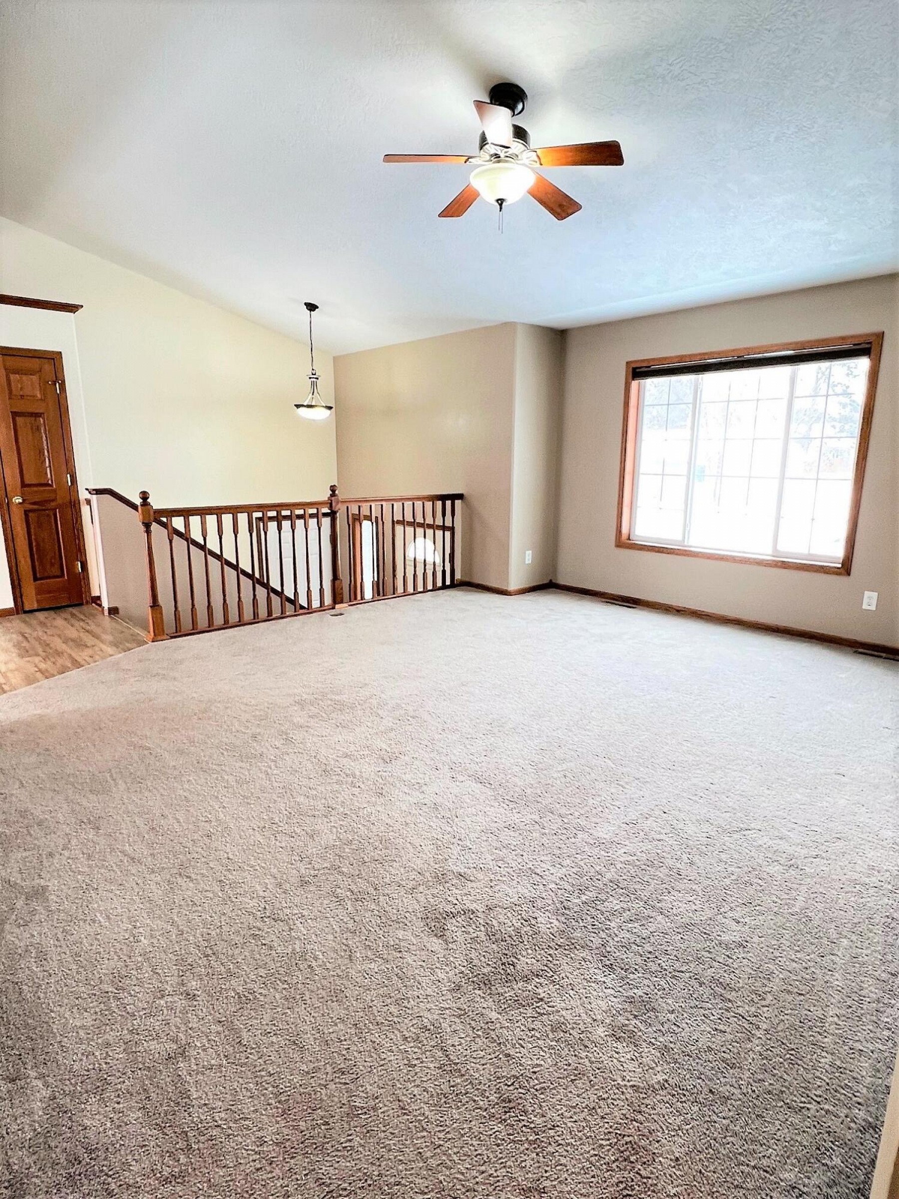 905 Broken Bow Trail, Brookings, SD 57006