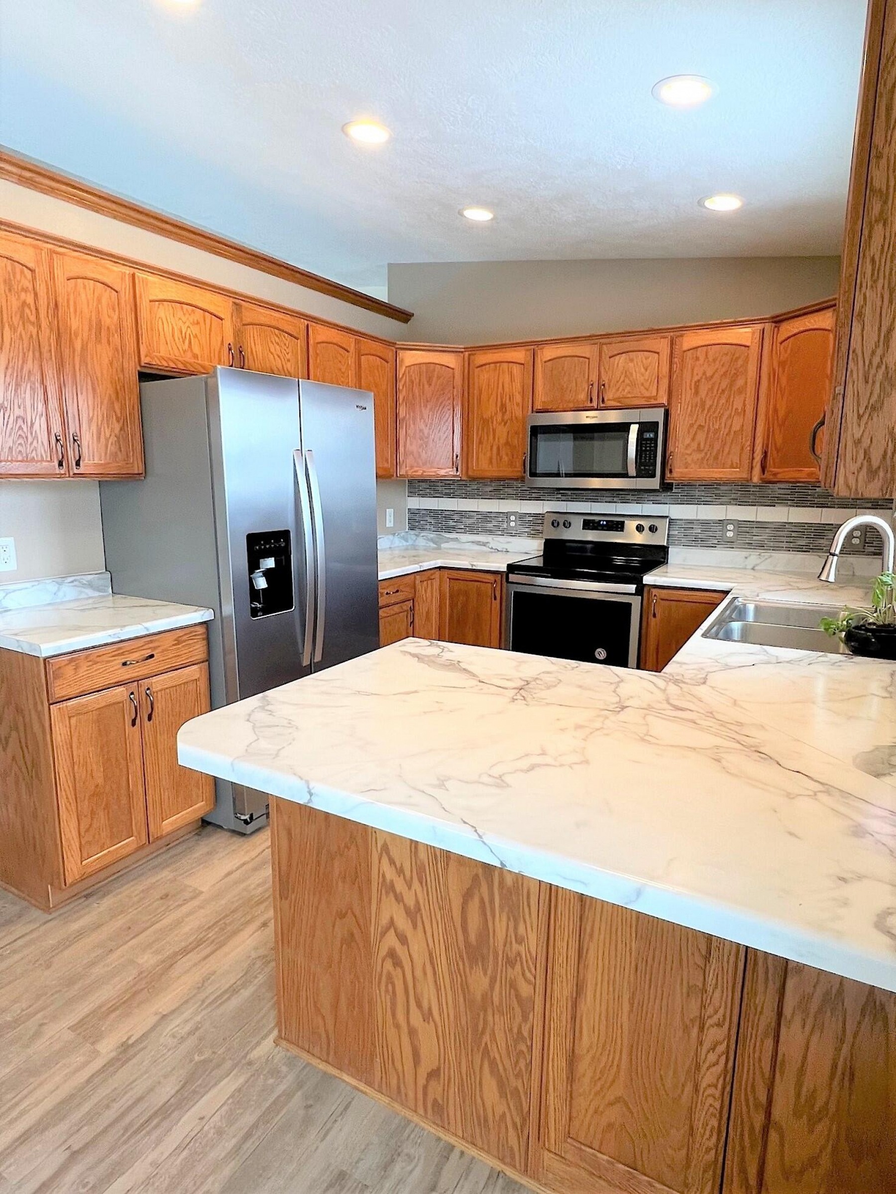905 Broken Bow Trail, Brookings, SD 57006