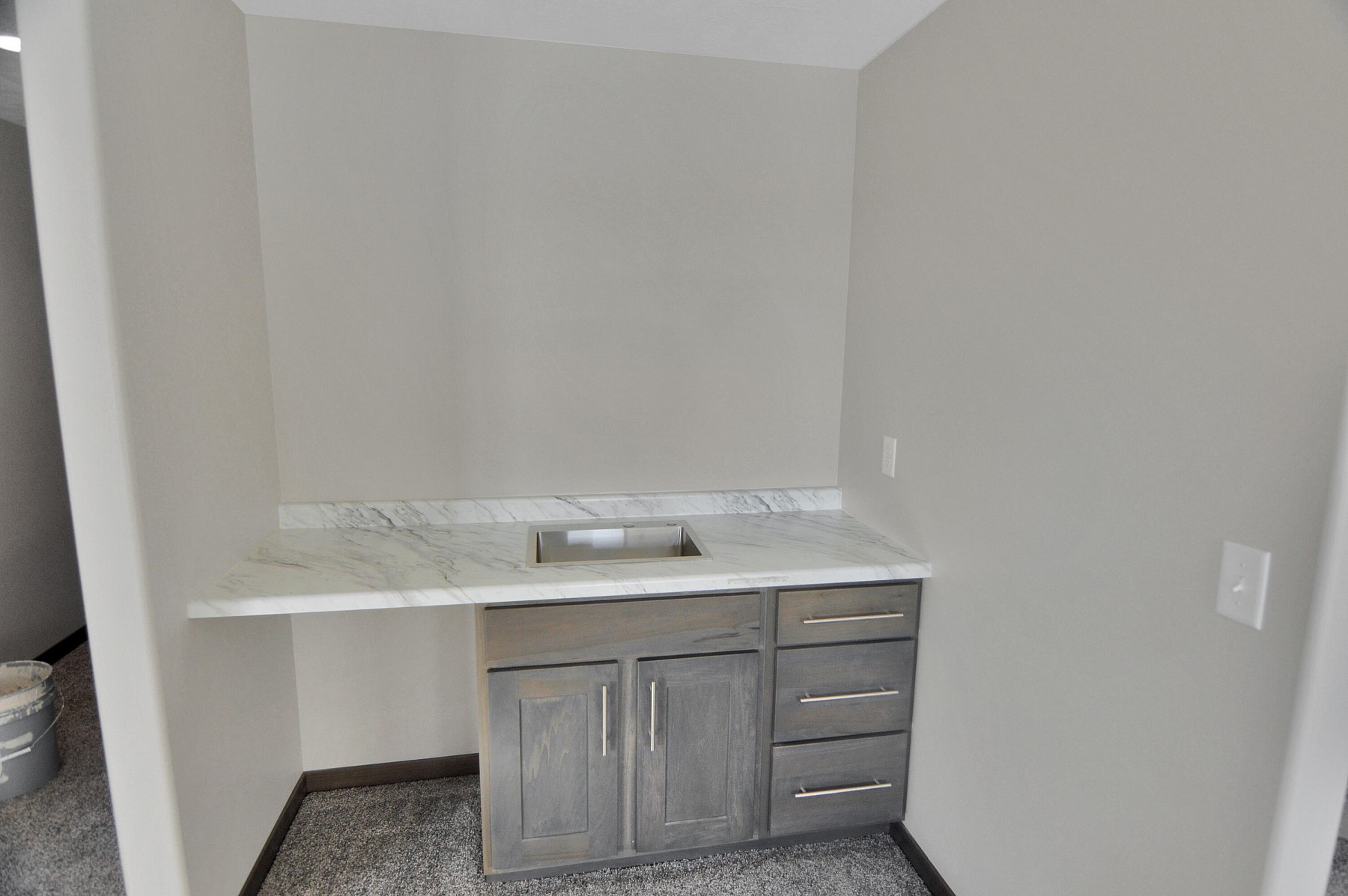 317 Lindsay Drive, Aurora, SD 57002