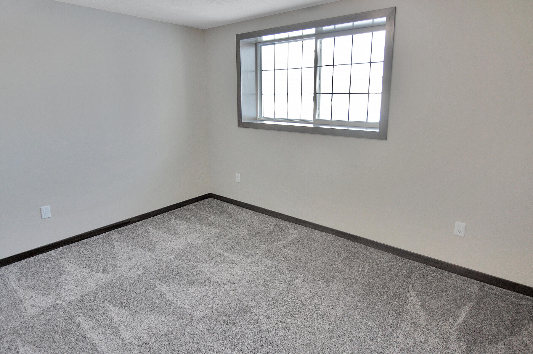 317 Lindsay Drive, Aurora, SD 57002