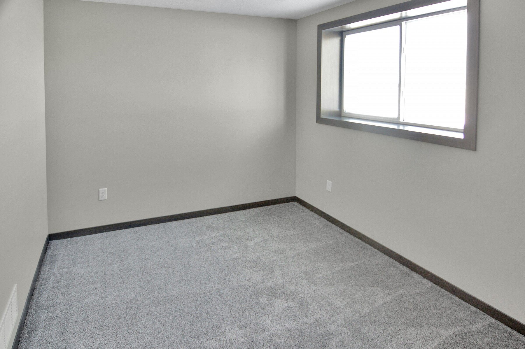 317 Lindsay Drive, Aurora, SD 57002