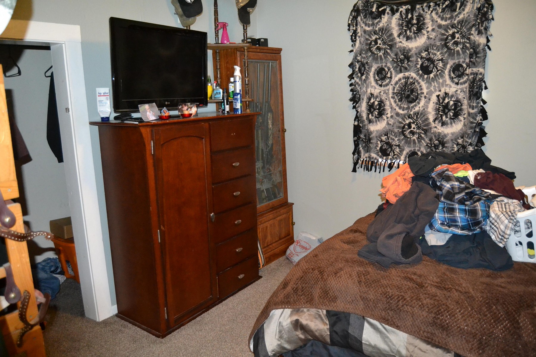 206 4th Street, Brookings, SD 57006