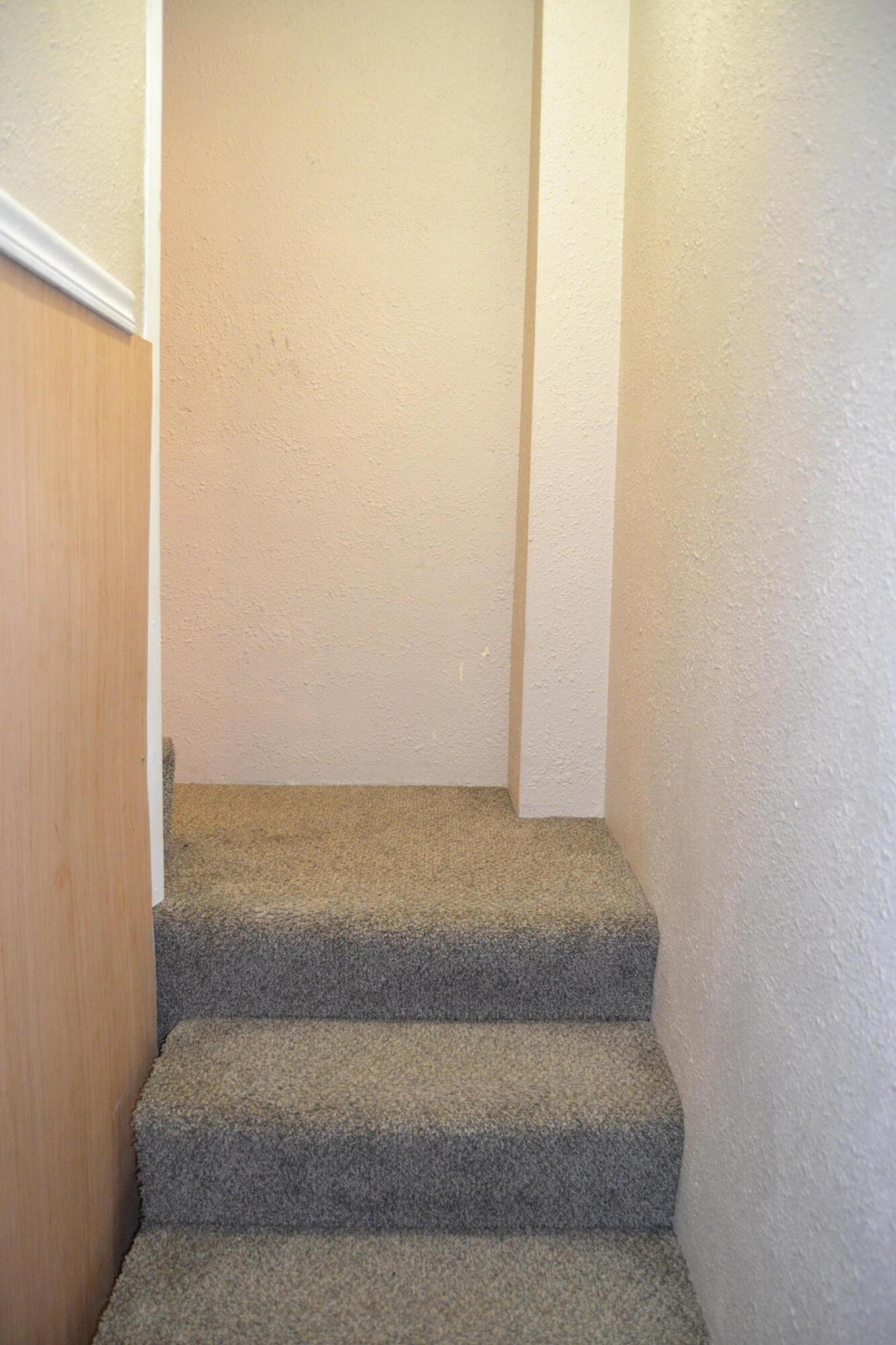 206 4th Street, Brookings, SD 57006