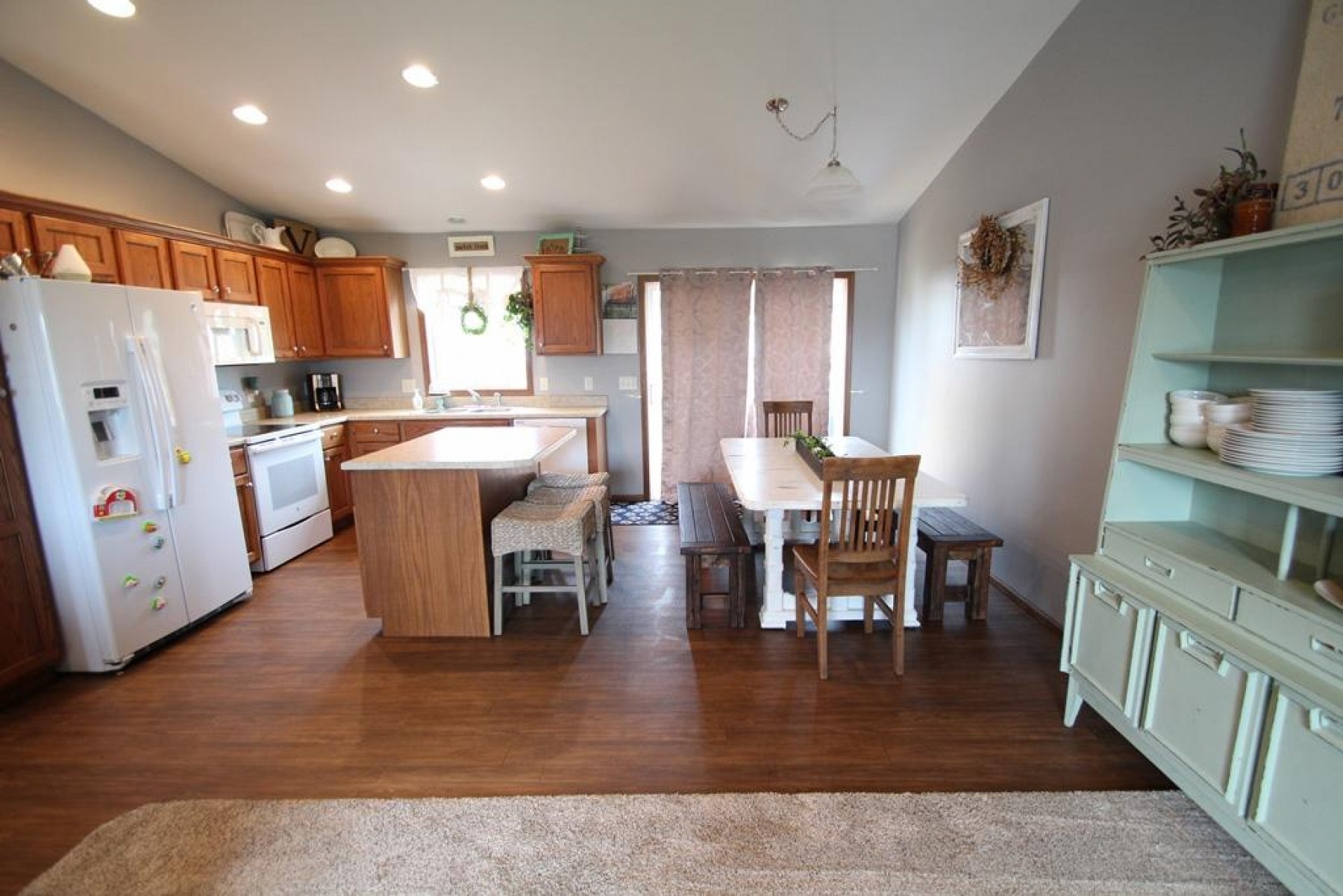 105 Brody Avenue, Volga, SD 57071