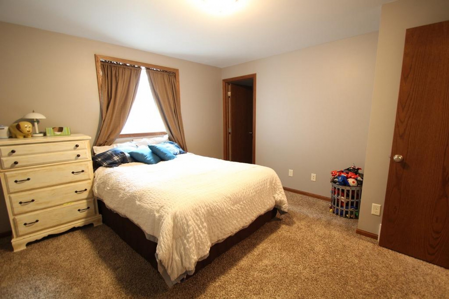 105 Brody Avenue, Volga, SD 57071