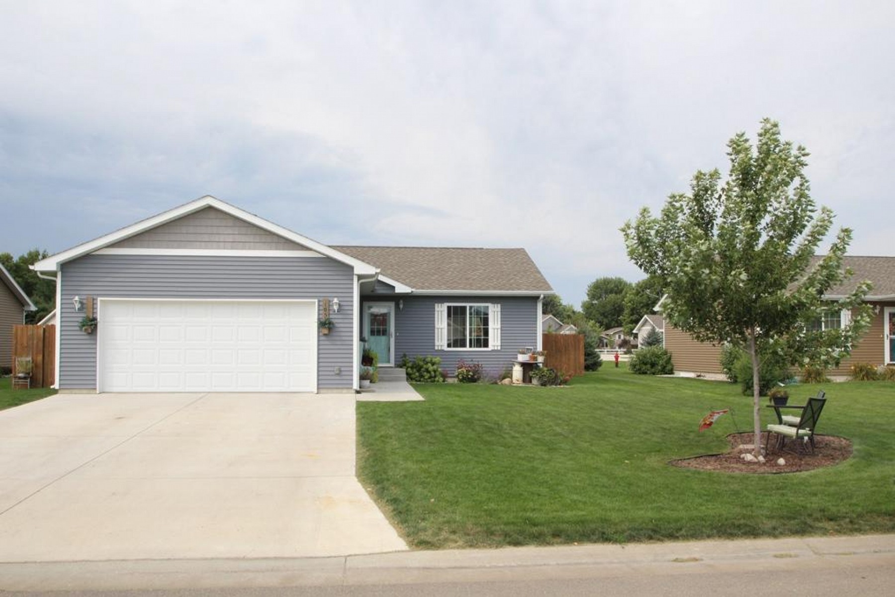 105 Brody Avenue, Volga, SD 57071