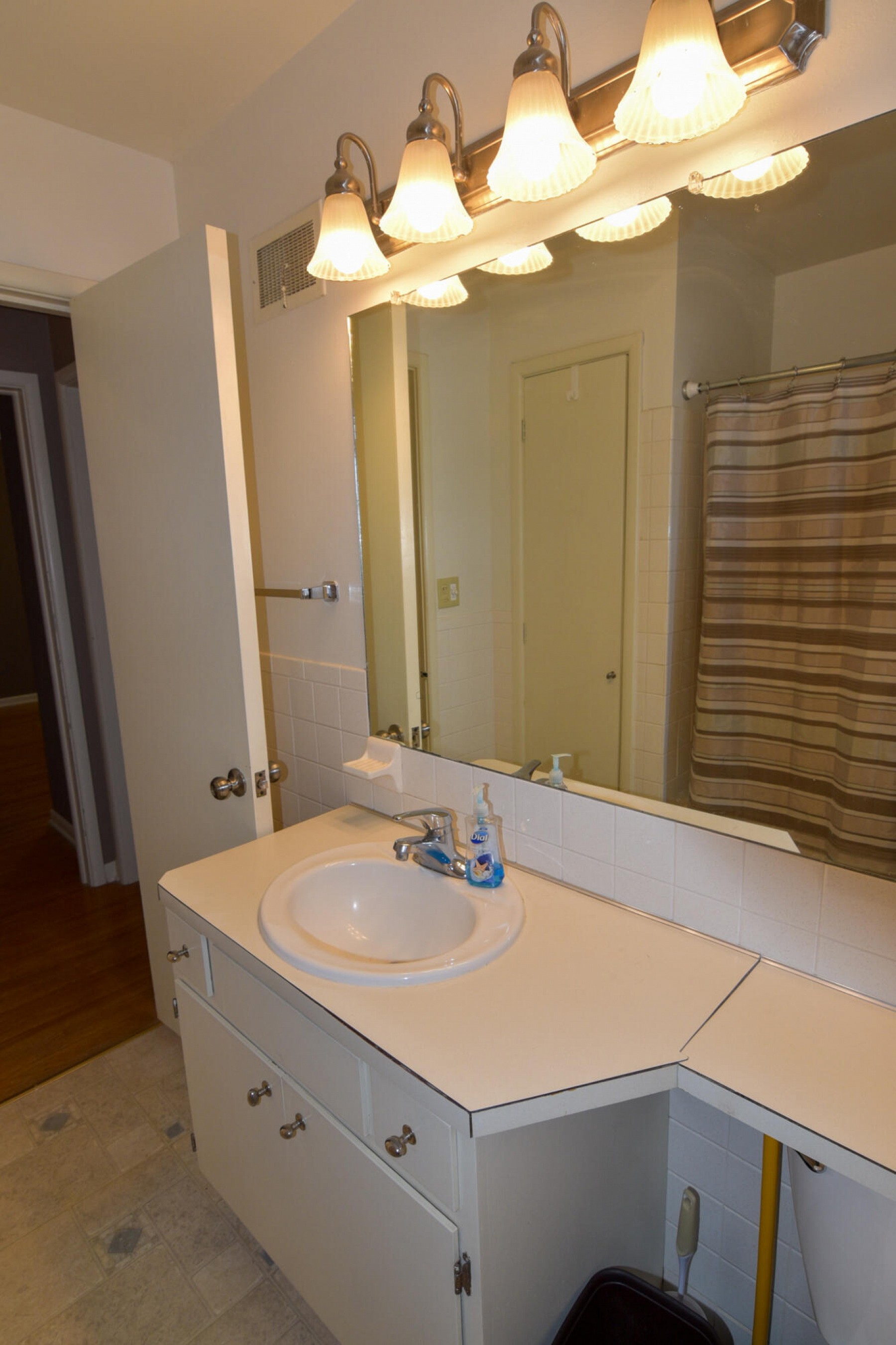 1315 5th Street, Brookings, SD 57006